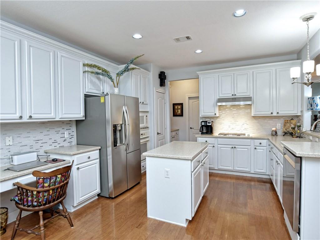 302 San Saba Dr Property Photo 11