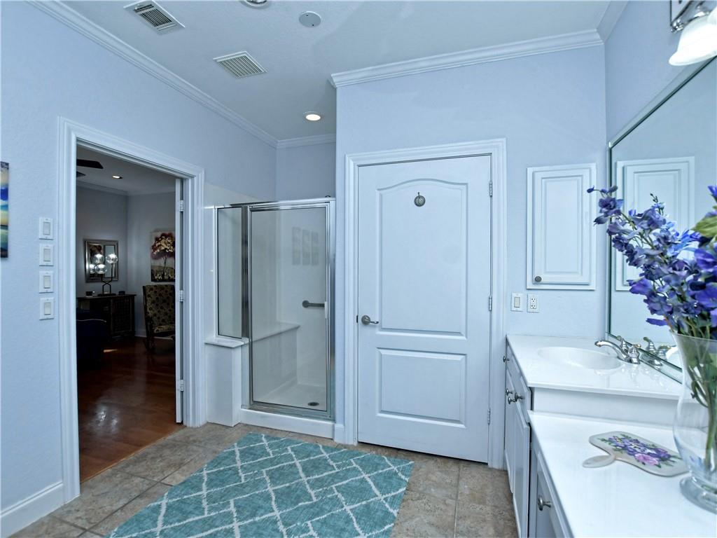 302 San Saba Dr Property Photo 19