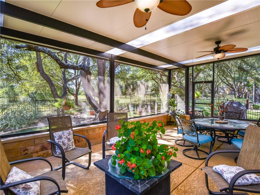 302 San Saba Dr Property Photo 23