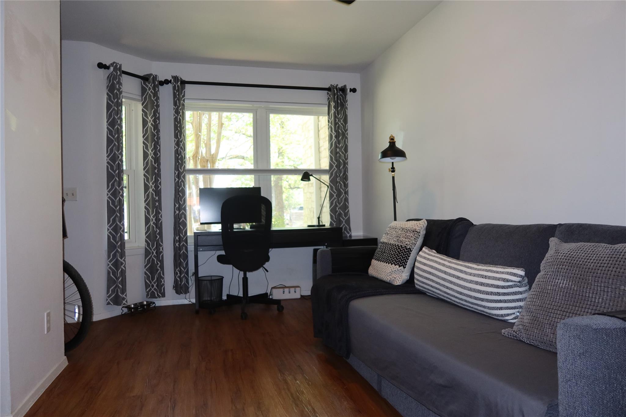 3400 Speedway St #104 Property Photo 8