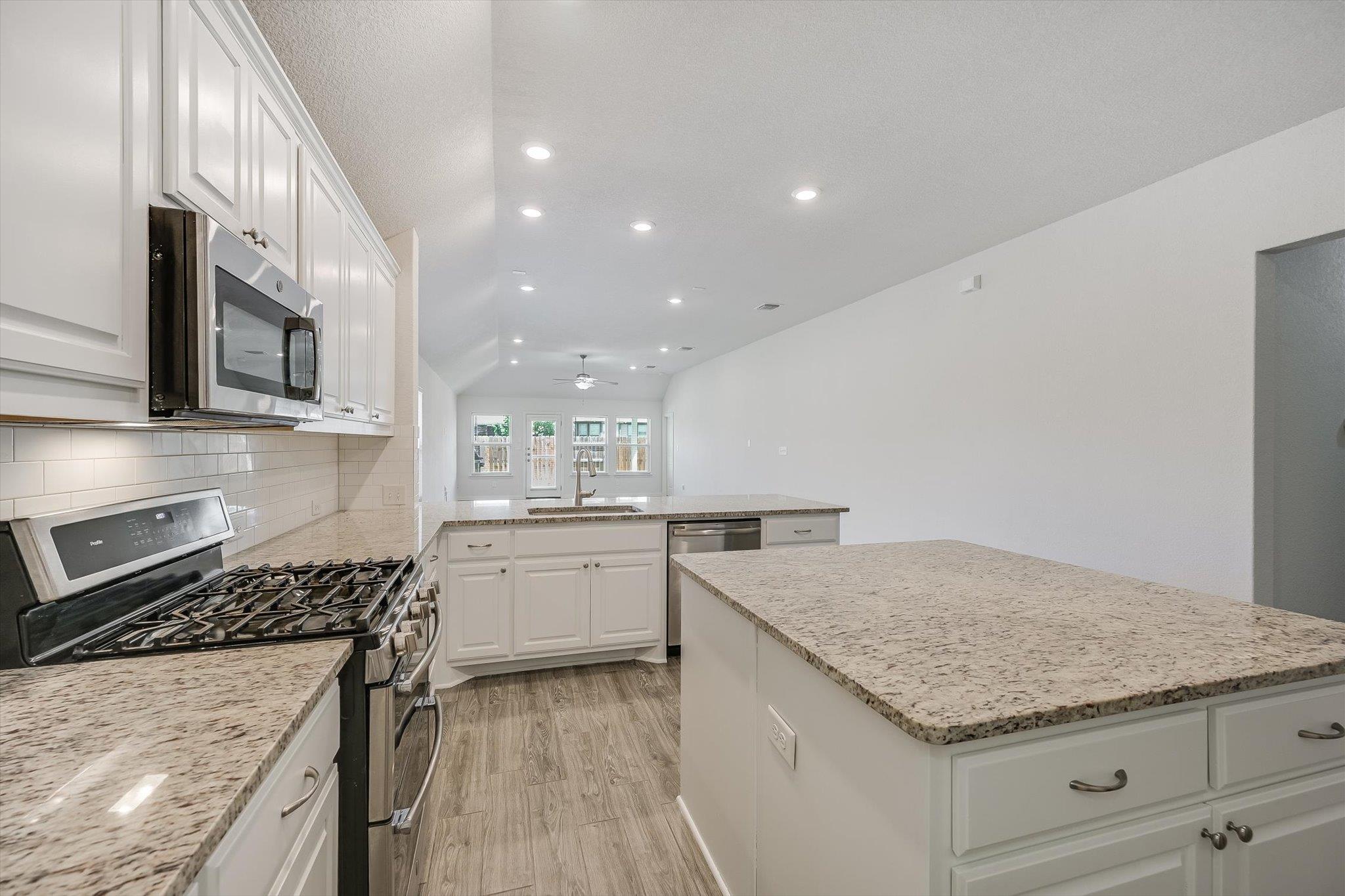 3316 Amerigo Pl Property Photo 5