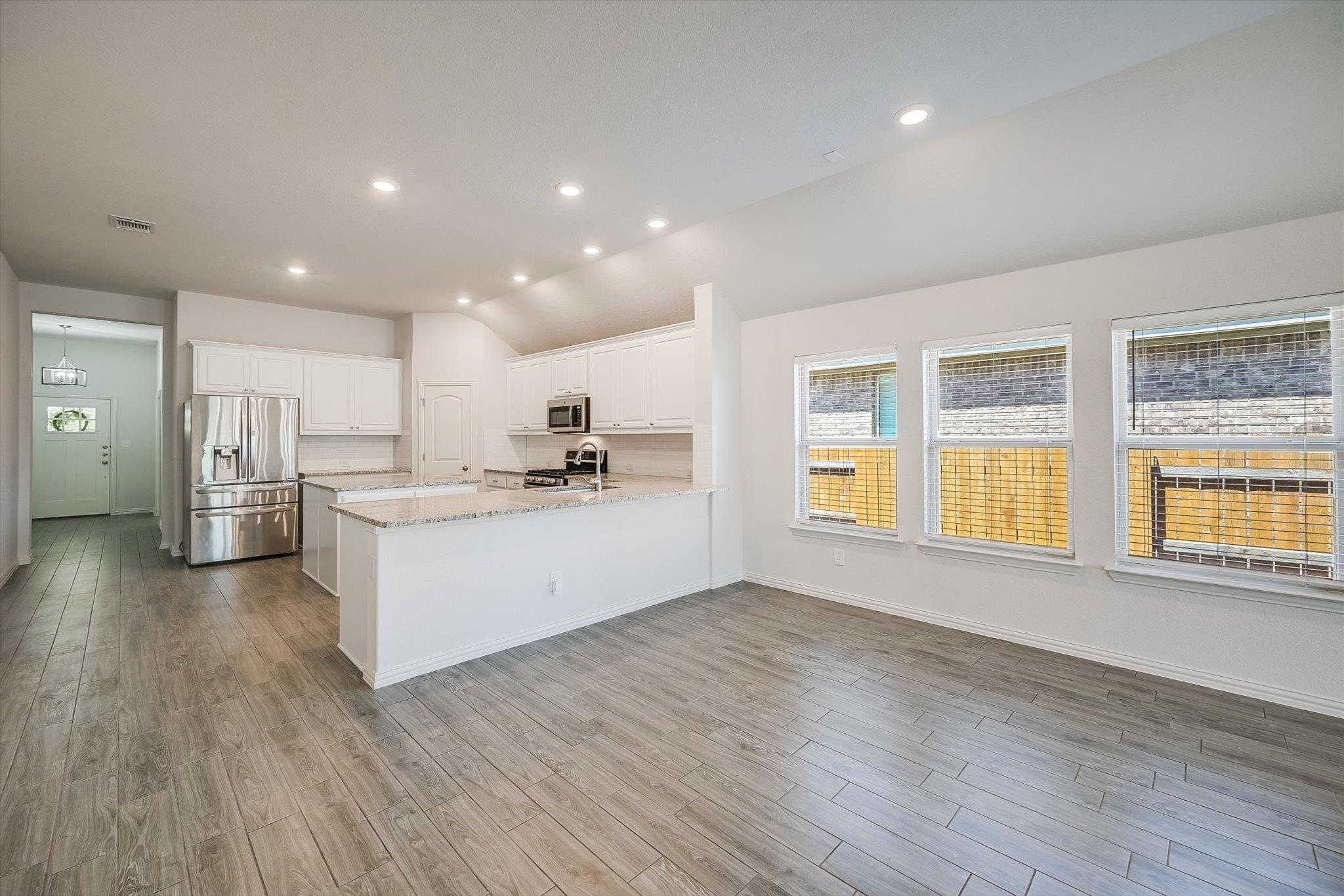 3316 Amerigo Pl Property Photo 6