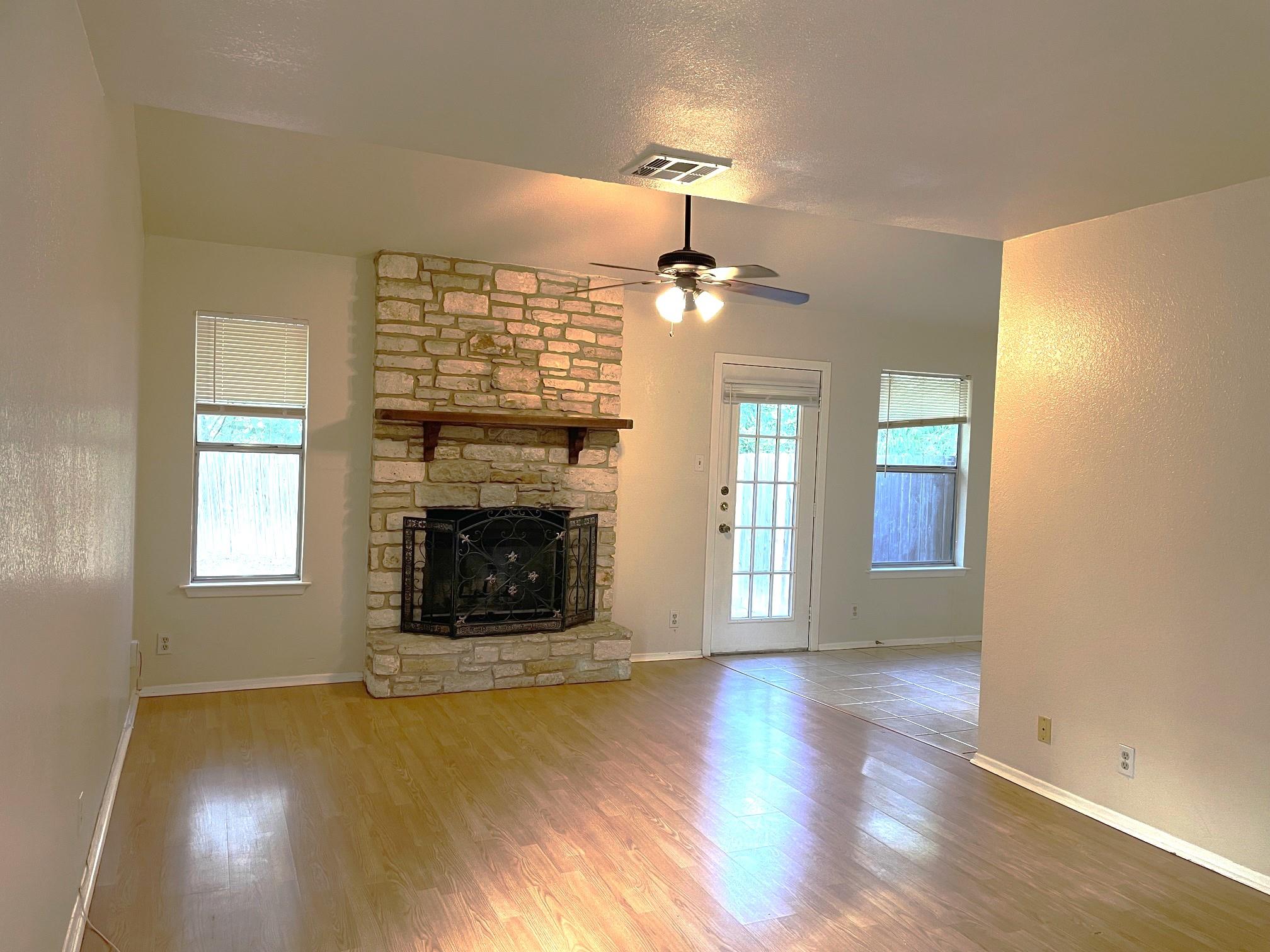 12814 Tomanet Trl #a Property Photo 5