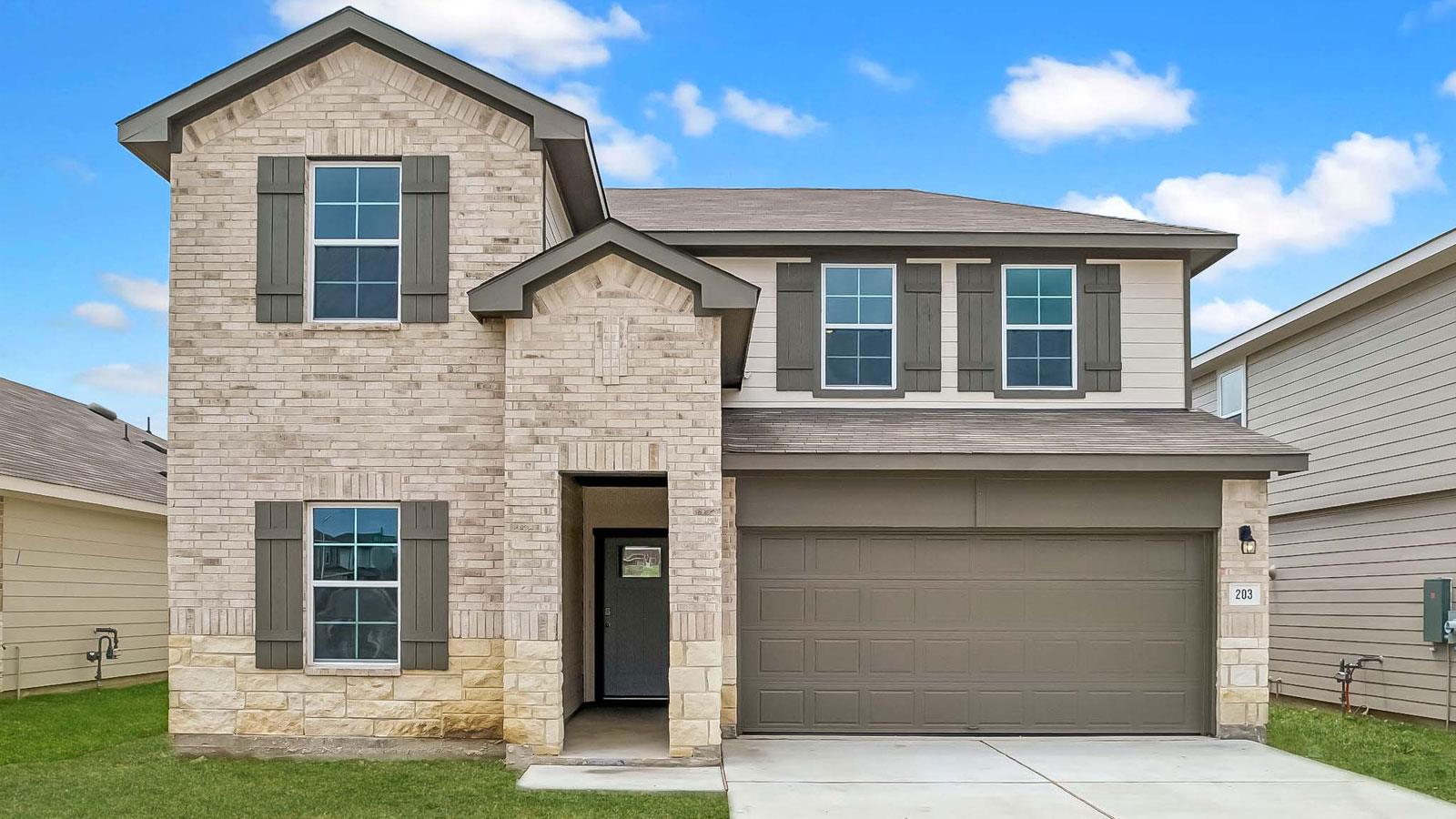 203 MUSTANG LAKE Cir Property Photo 1