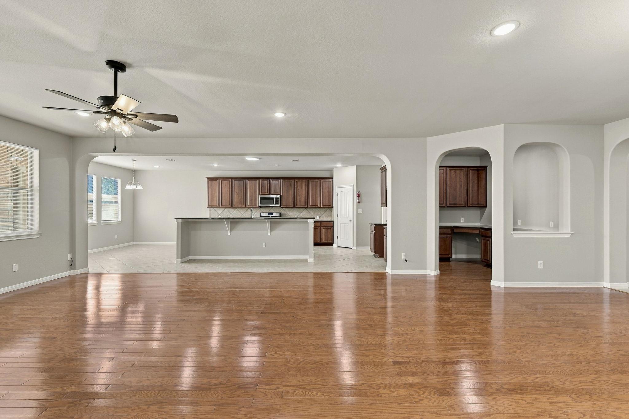 17805 Silent Harbor Loop Property Photo 6