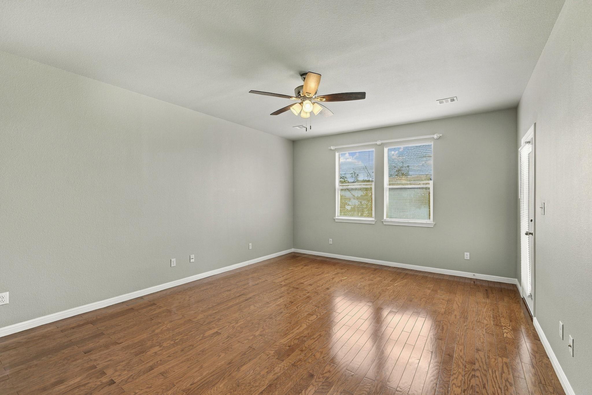 17805 Silent Harbor Loop Property Photo 10