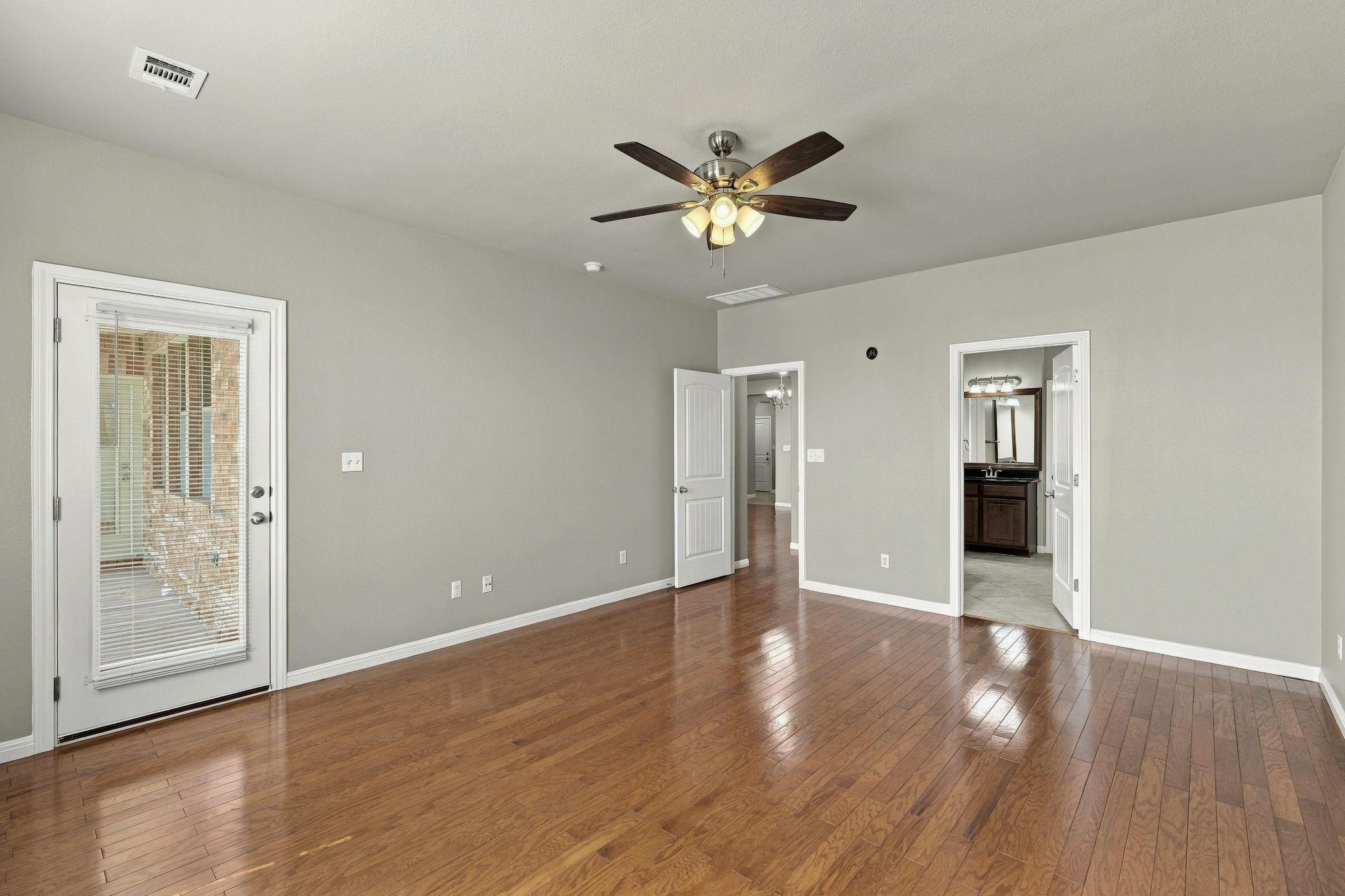 17805 Silent Harbor Loop Property Photo 11