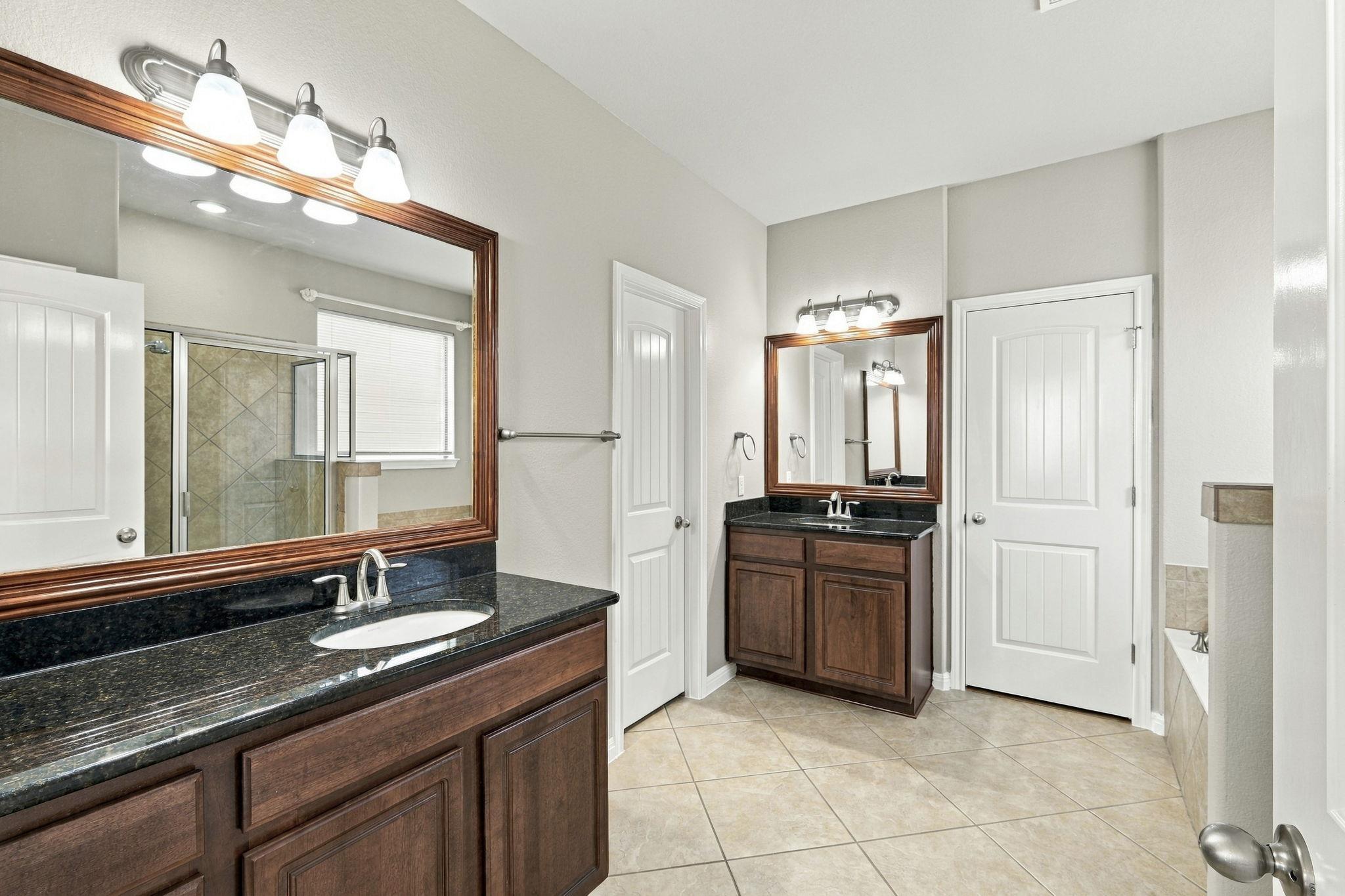 17805 Silent Harbor Loop Property Photo 12