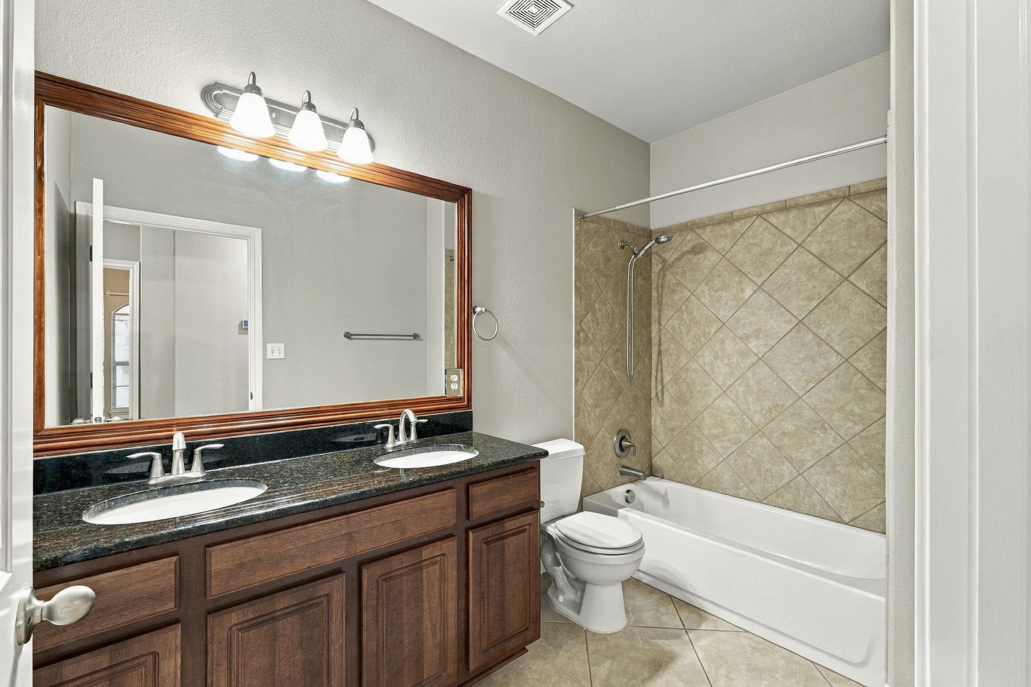 17805 Silent Harbor Loop Property Photo 15