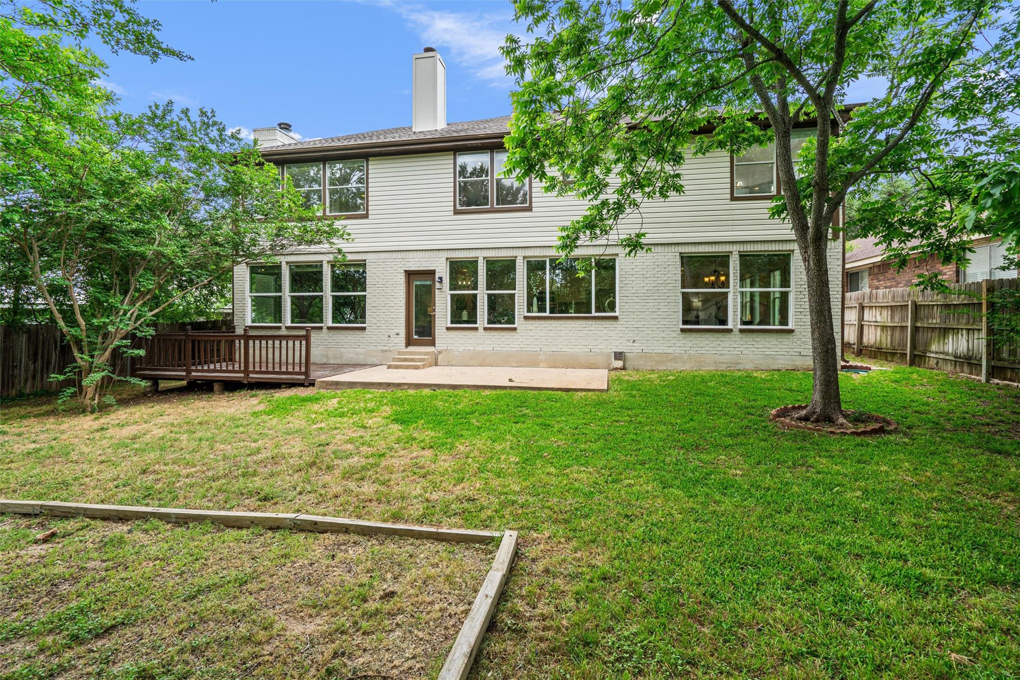11006 Pebble Garden Ln Property Photo 34