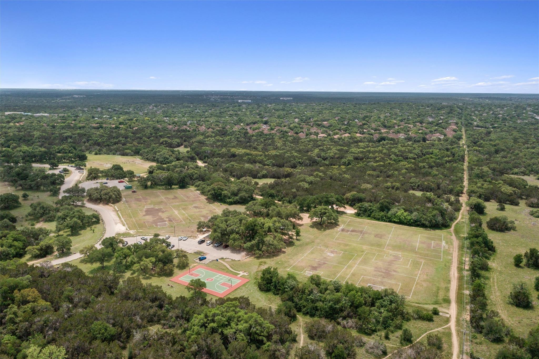11006 Pebble Garden Ln Property Photo 39