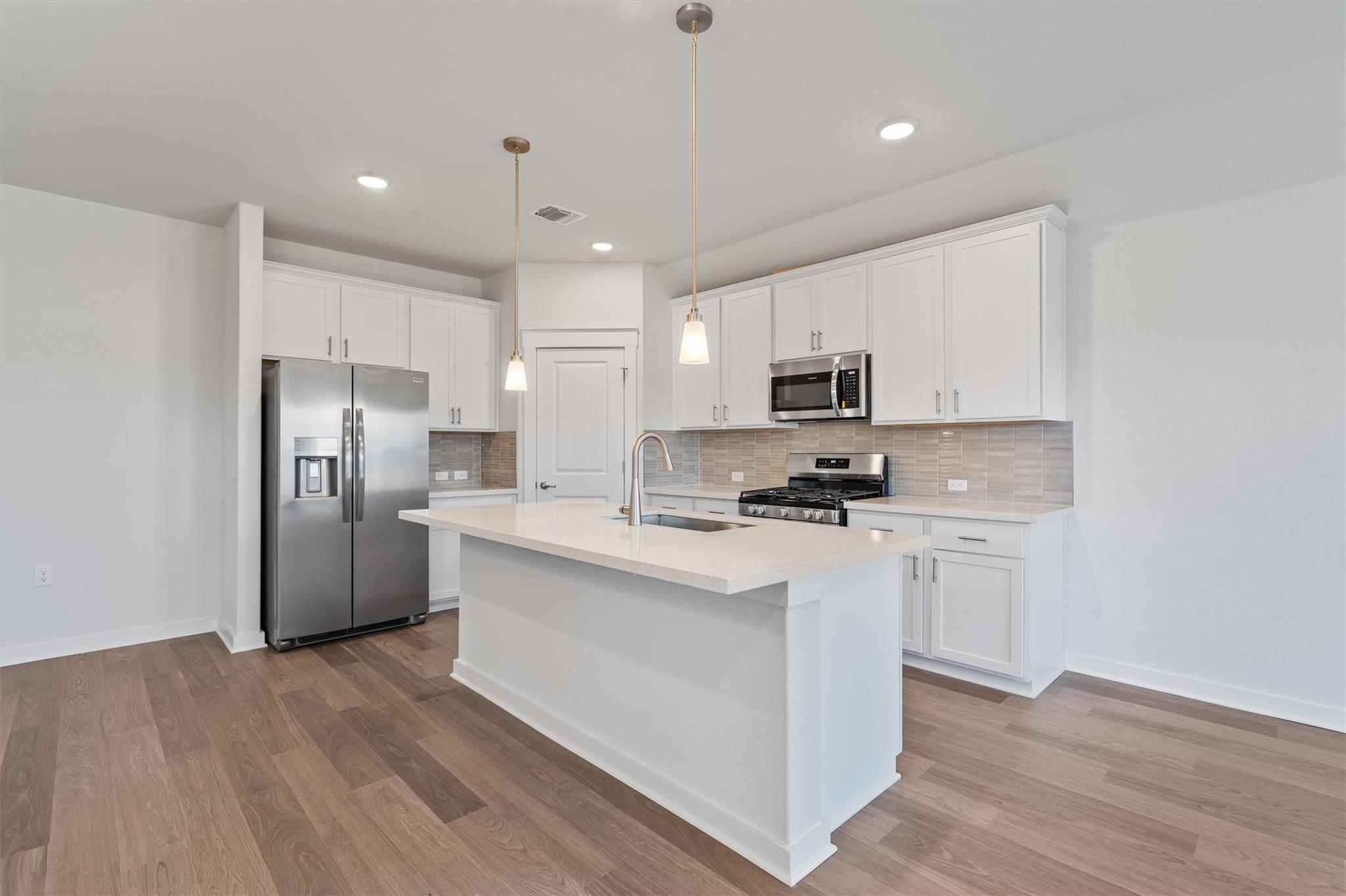 15204 Purple Drop Cv Property Photo 9