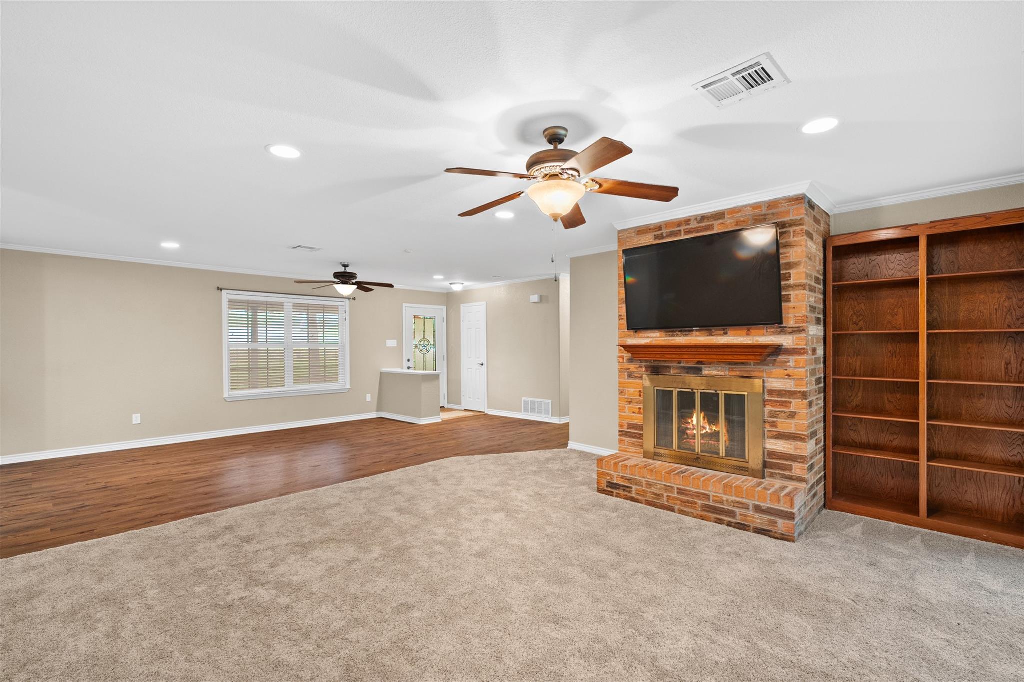 3525 Centennial Dr Property Photo 6