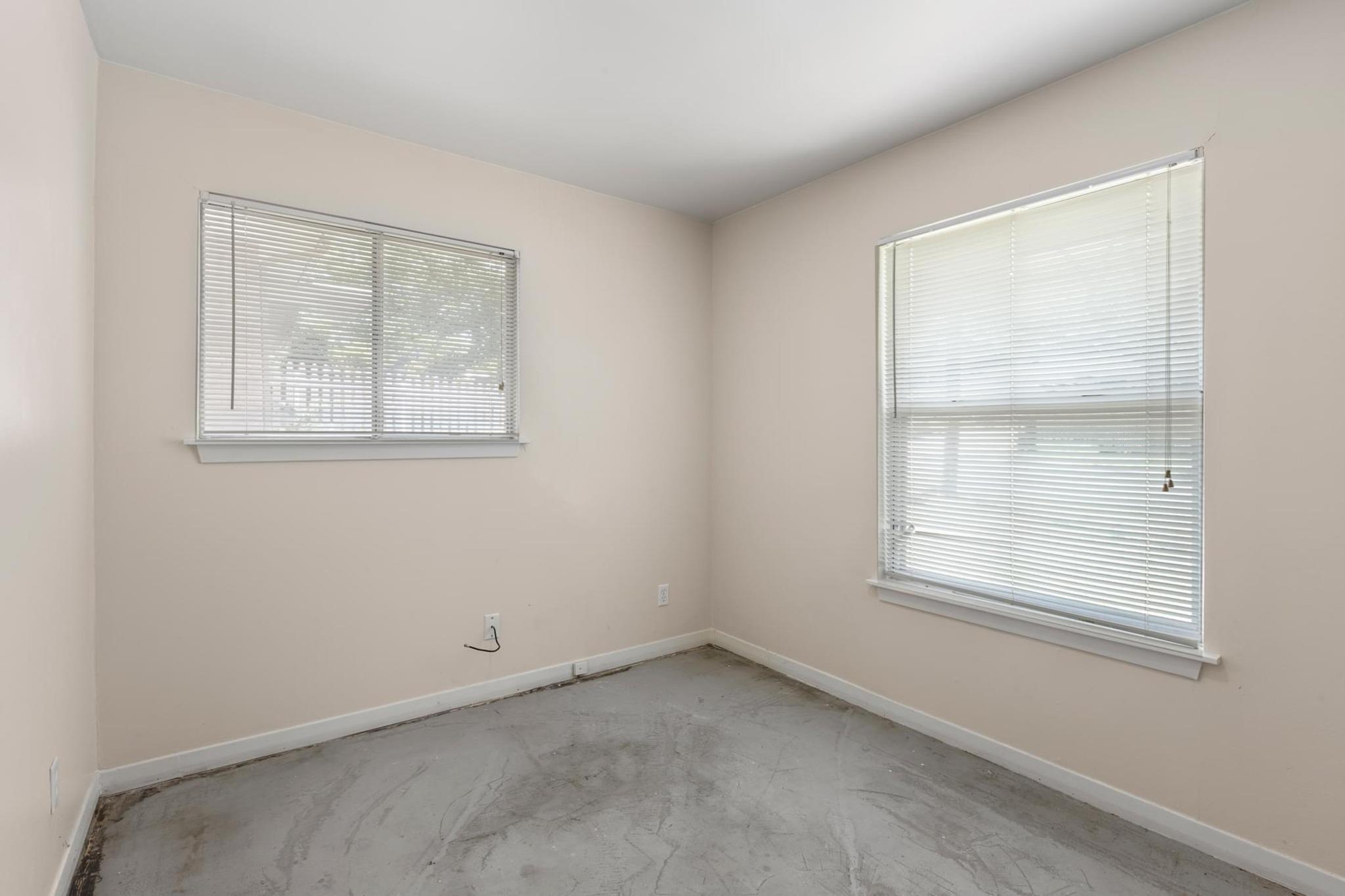 1909 Fairlawn Ln Property Photo 12