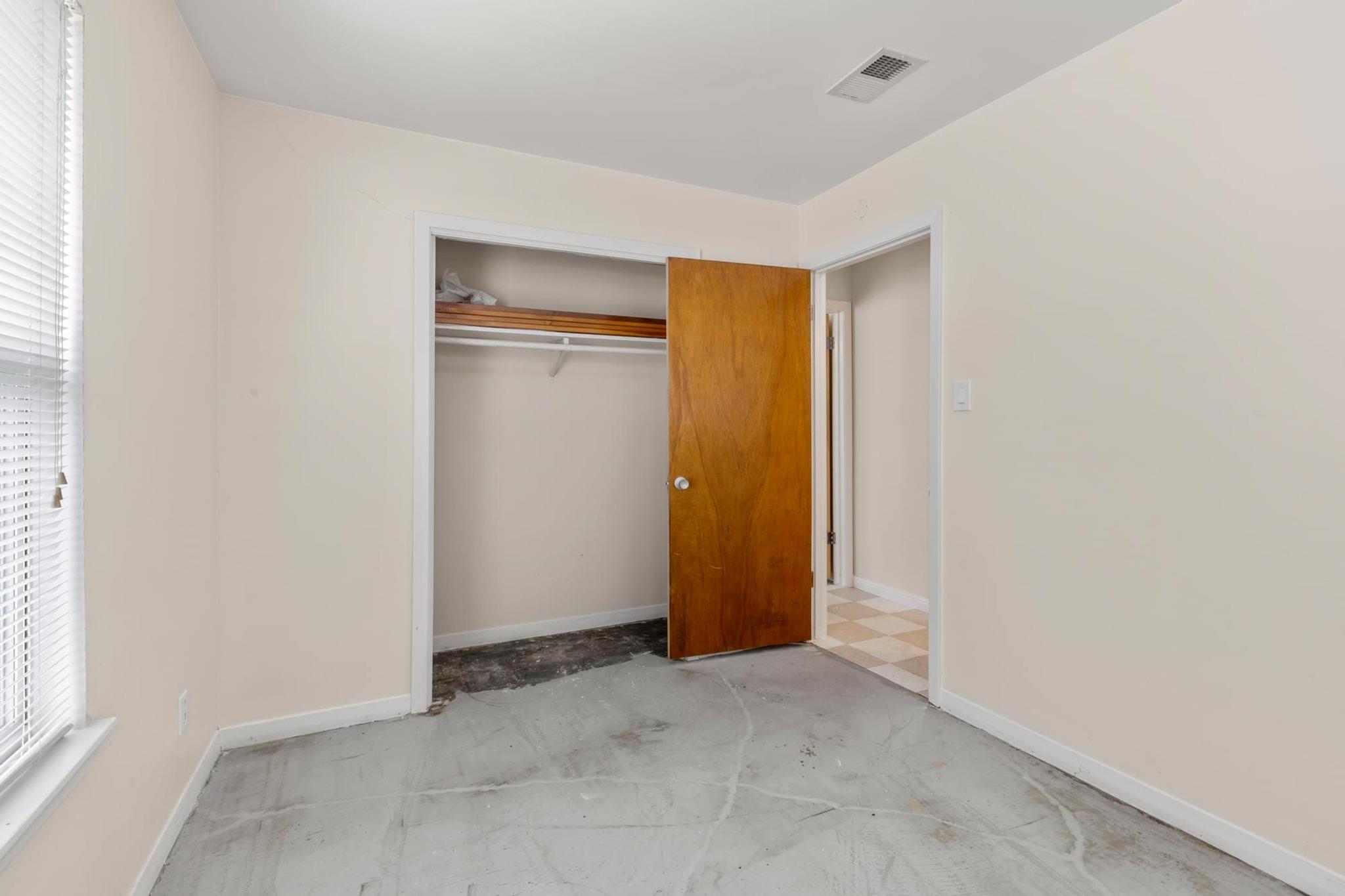 1909 Fairlawn Ln Property Photo 13