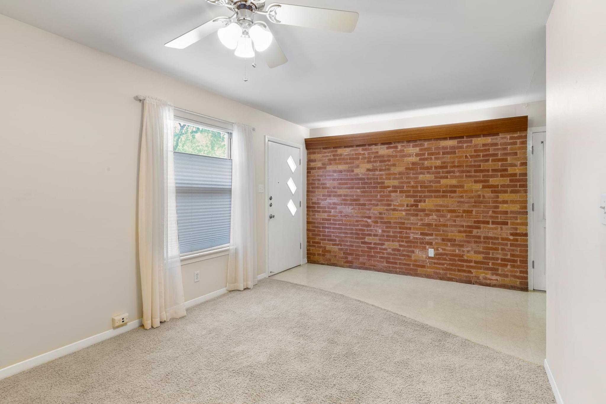 1909 Fairlawn Ln Property Photo 19