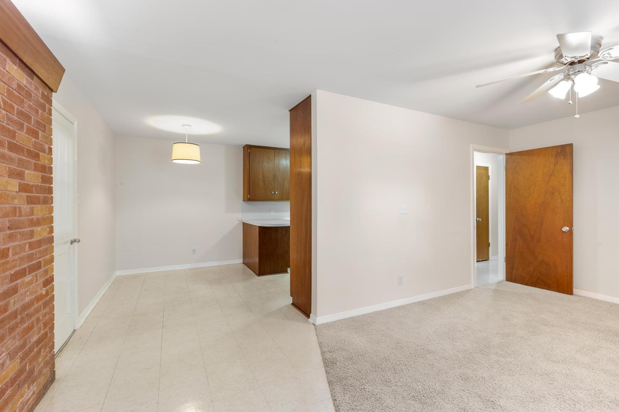 1909 Fairlawn Ln Property Photo 21