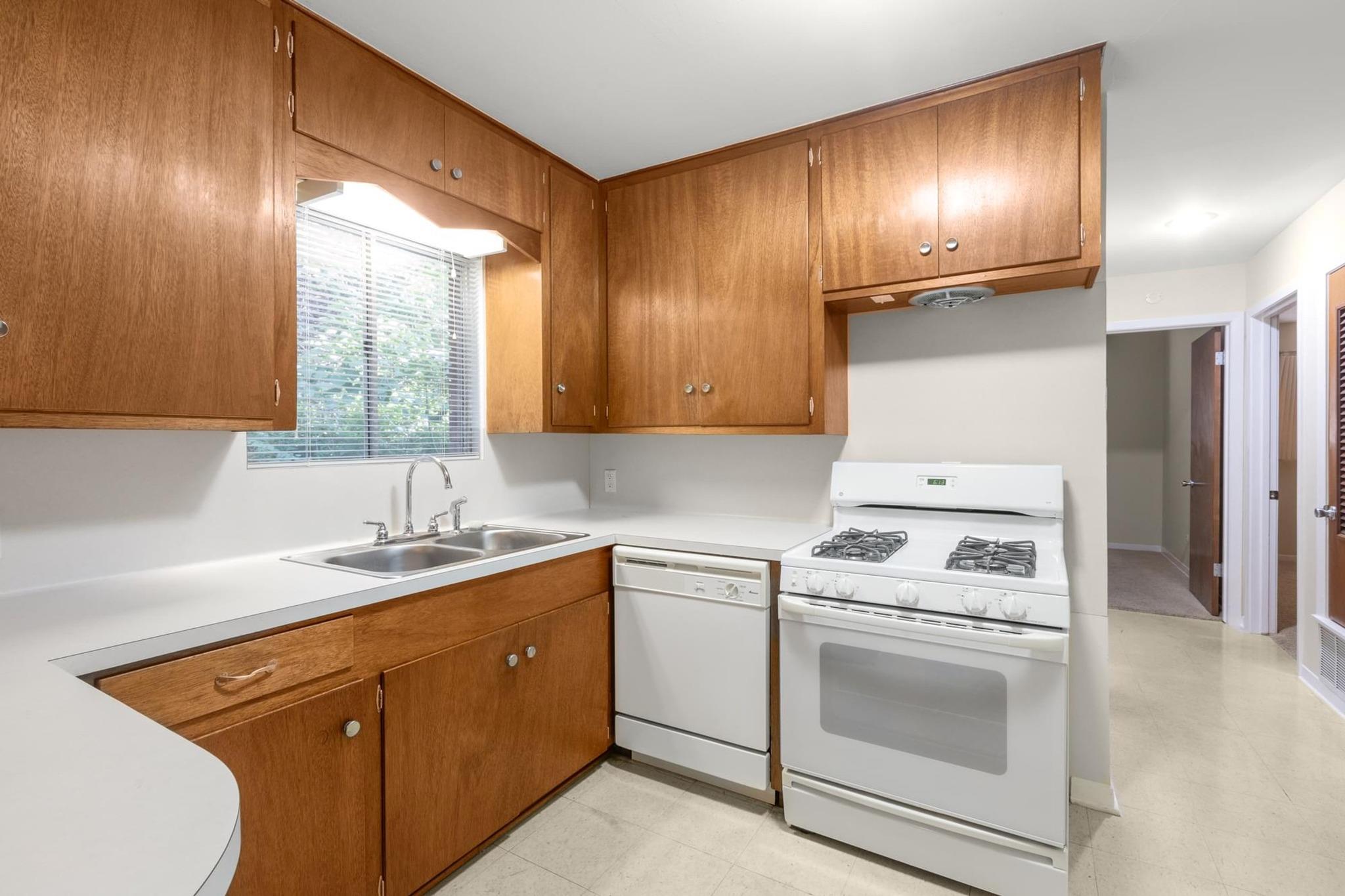 1909 Fairlawn Ln Property Photo 23