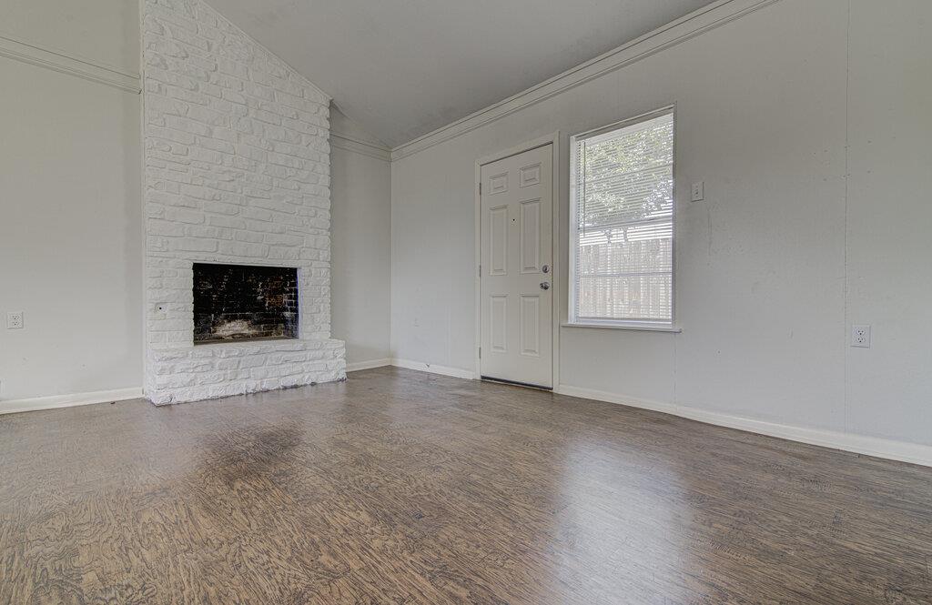 5703 Gloucester Ln #a Property Photo 6