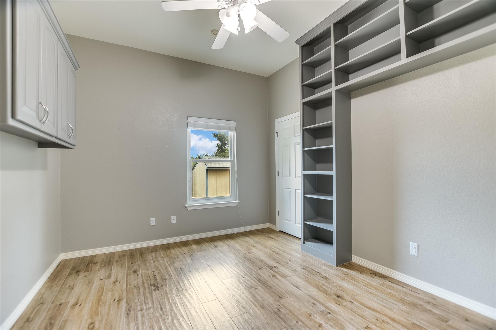 1002 Madison Cir Property Photo 14
