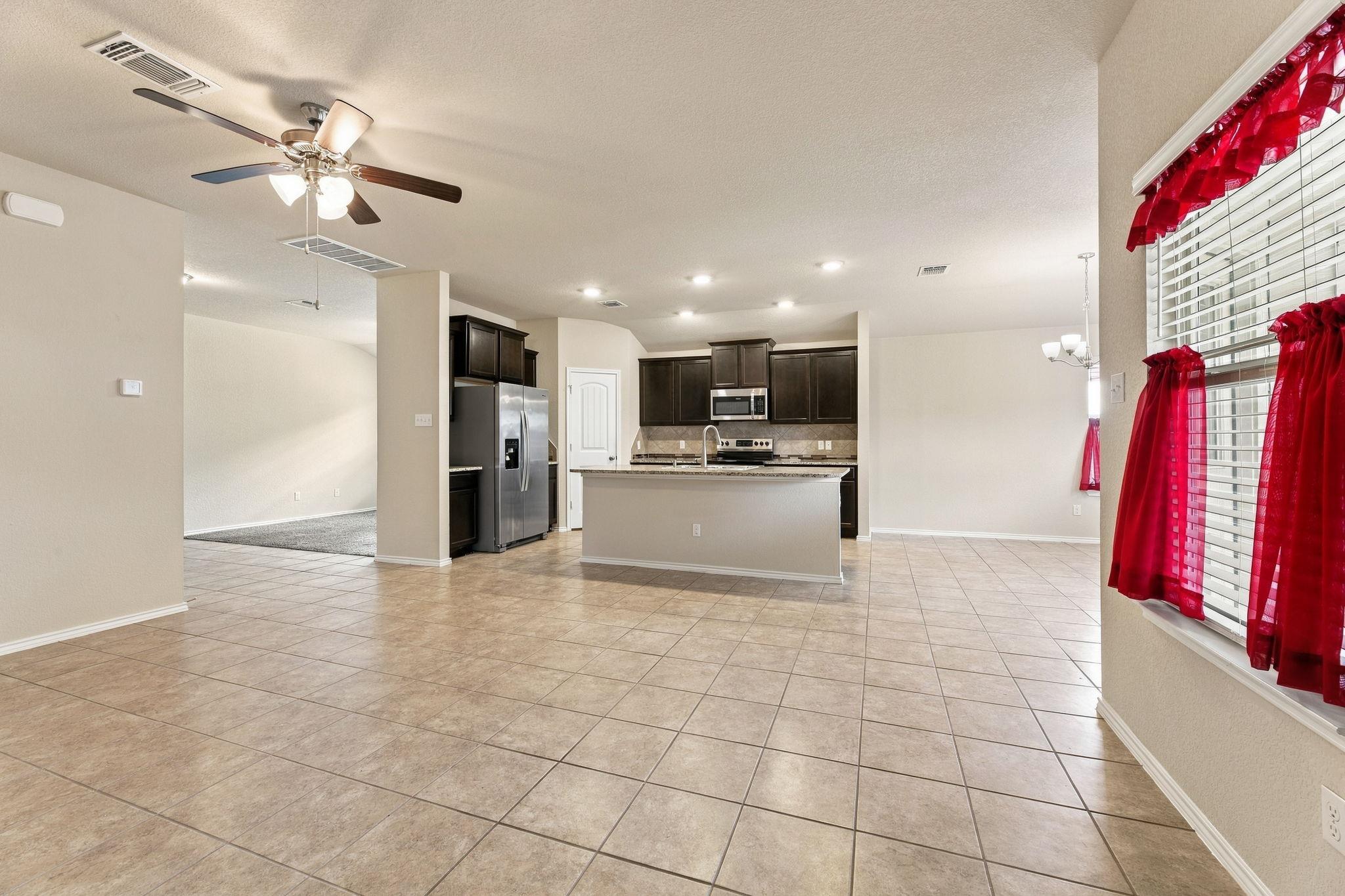 1005 Ibis Falls Loop Property Photo 10