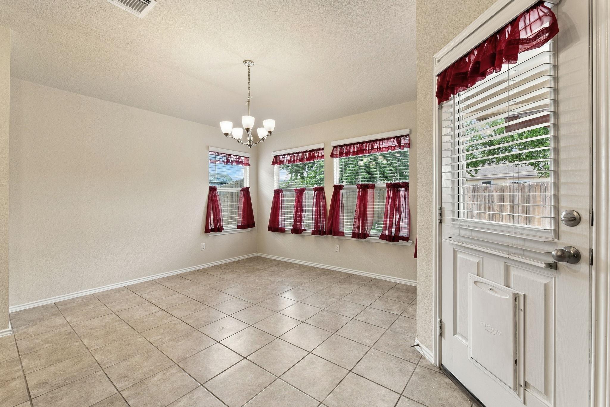1005 Ibis Falls Loop Property Photo 16