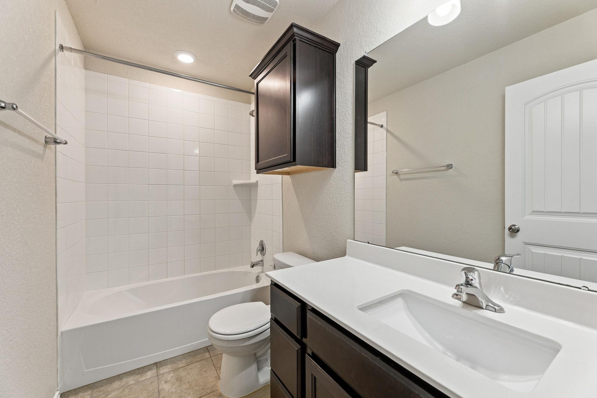 1005 Ibis Falls Loop Property Photo 23