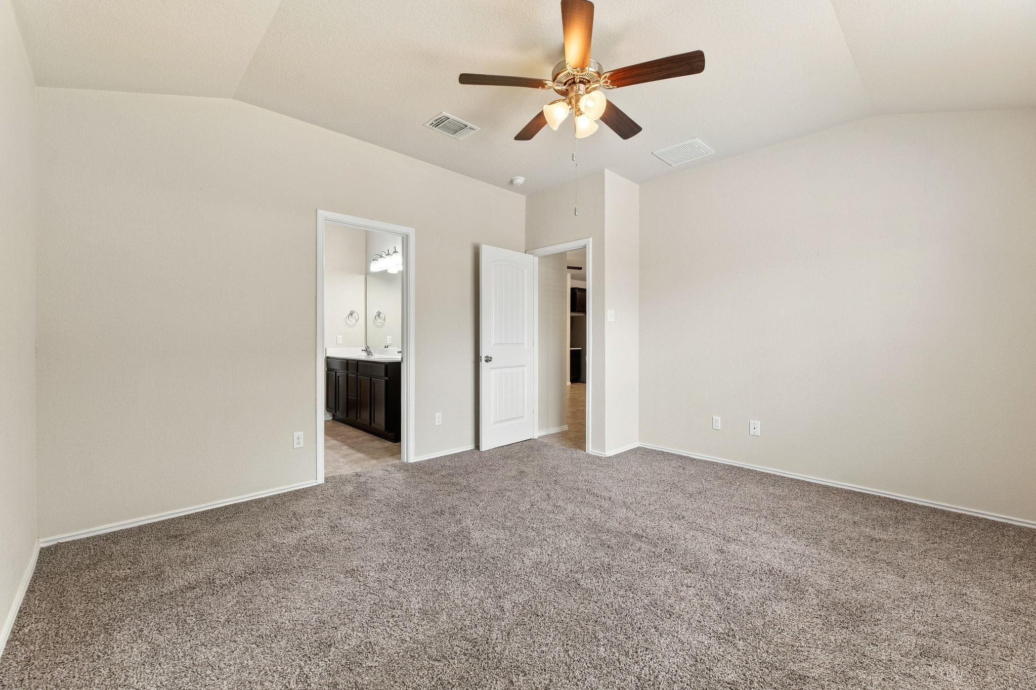 1005 Ibis Falls Loop Property Photo 27