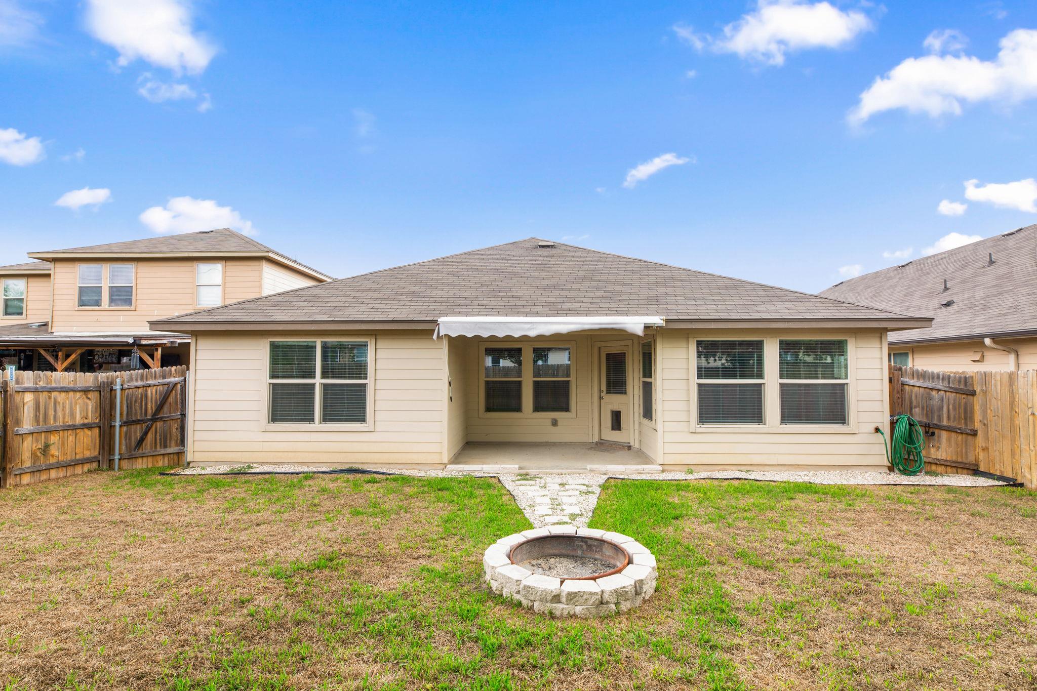1005 Ibis Falls Loop Property Photo 33