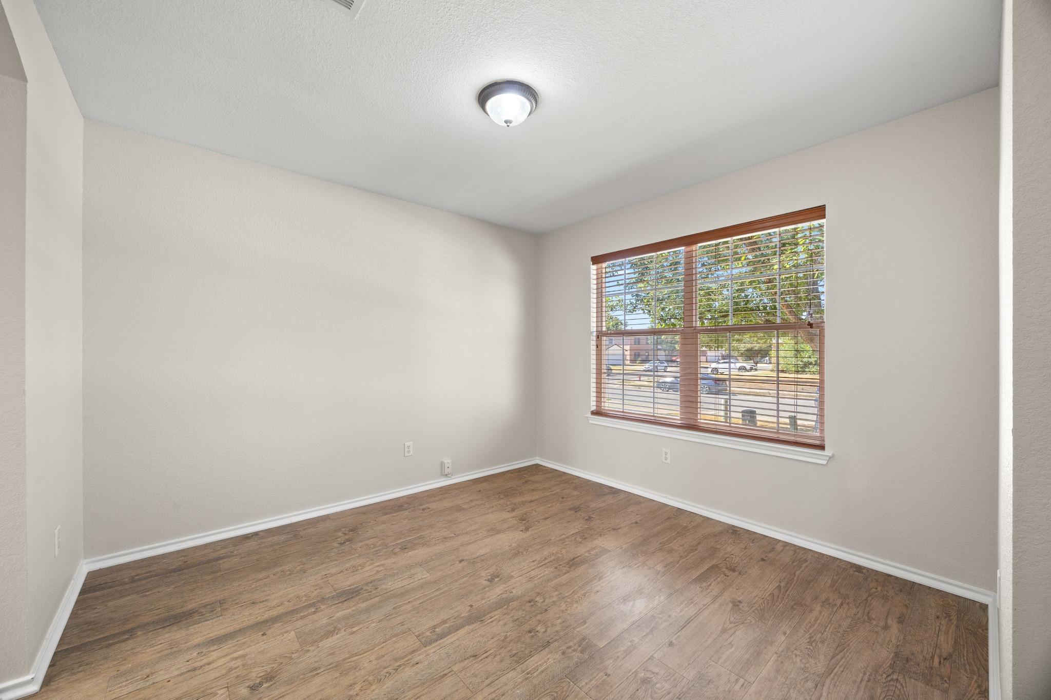 3710 Julianas Way Property Photo 5