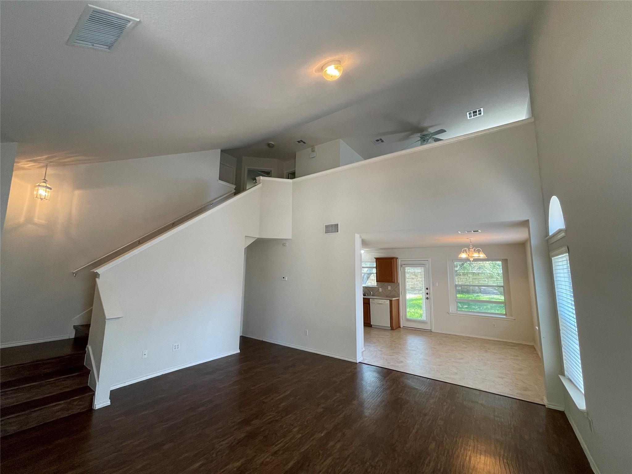 3830 Castle Rock Cv Property Photo 2