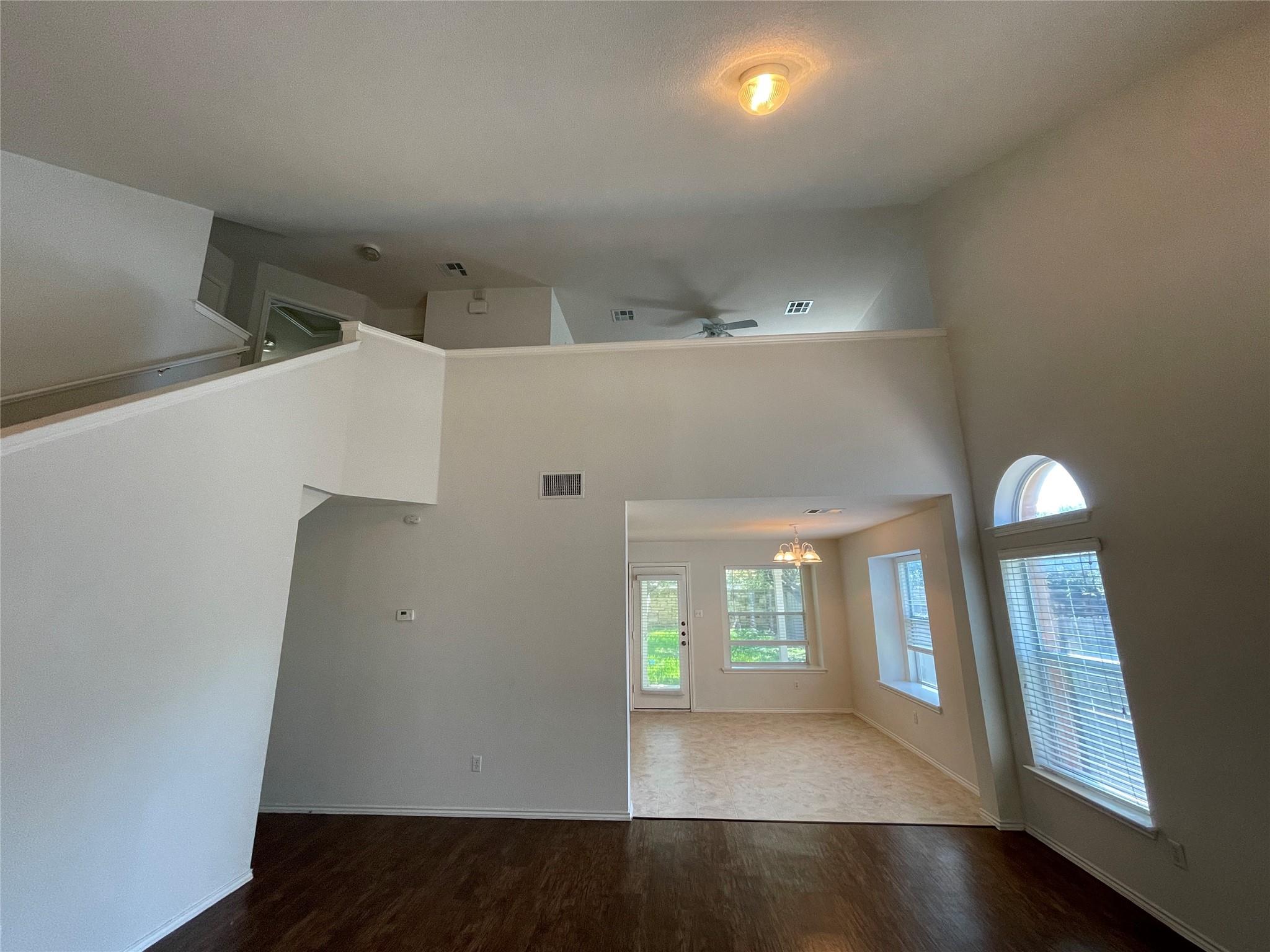 3830 Castle Rock Cv Property Photo 6
