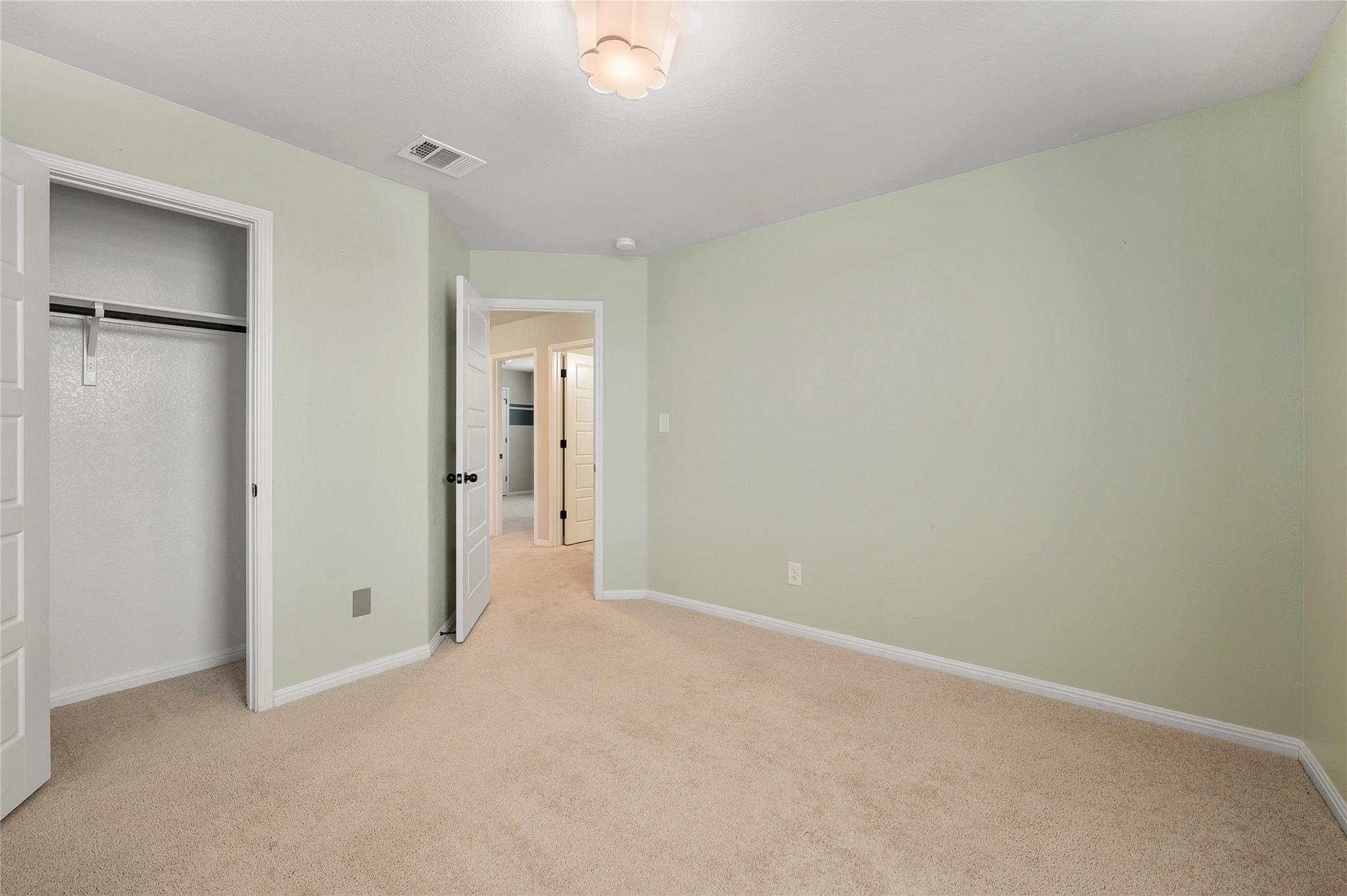 101 Lambert St Property Photo 26