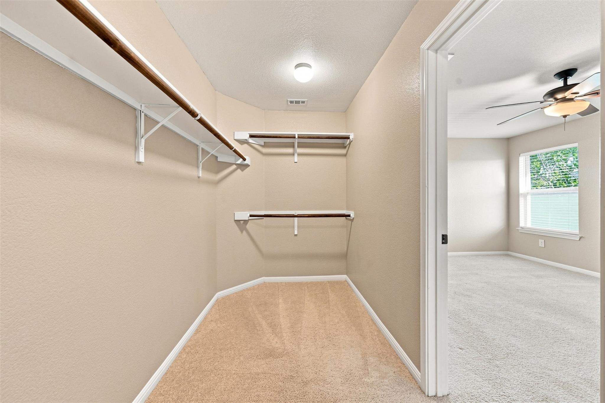 101 Lambert St Property Photo 30