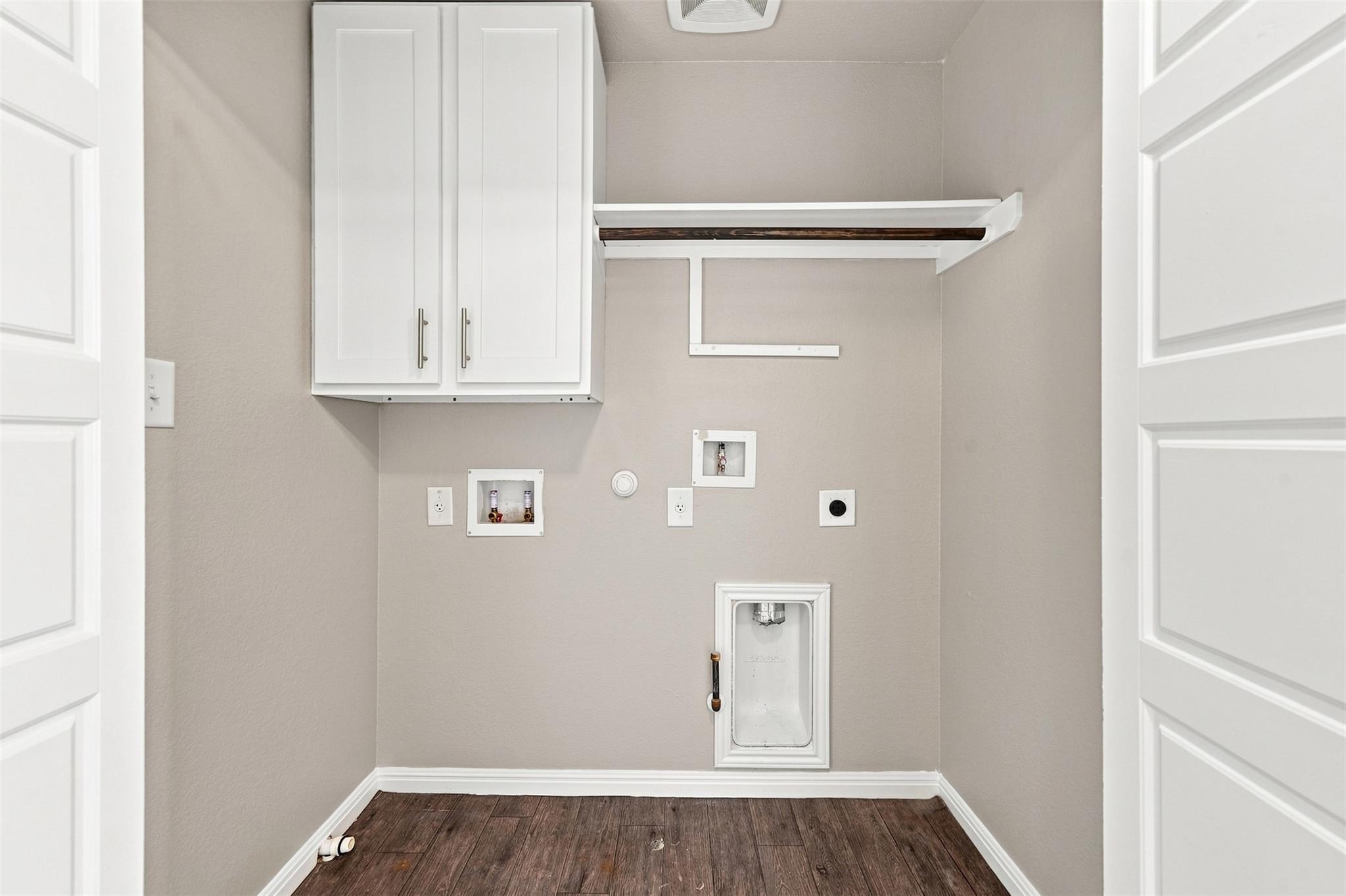 101 Lambert St Property Photo 35
