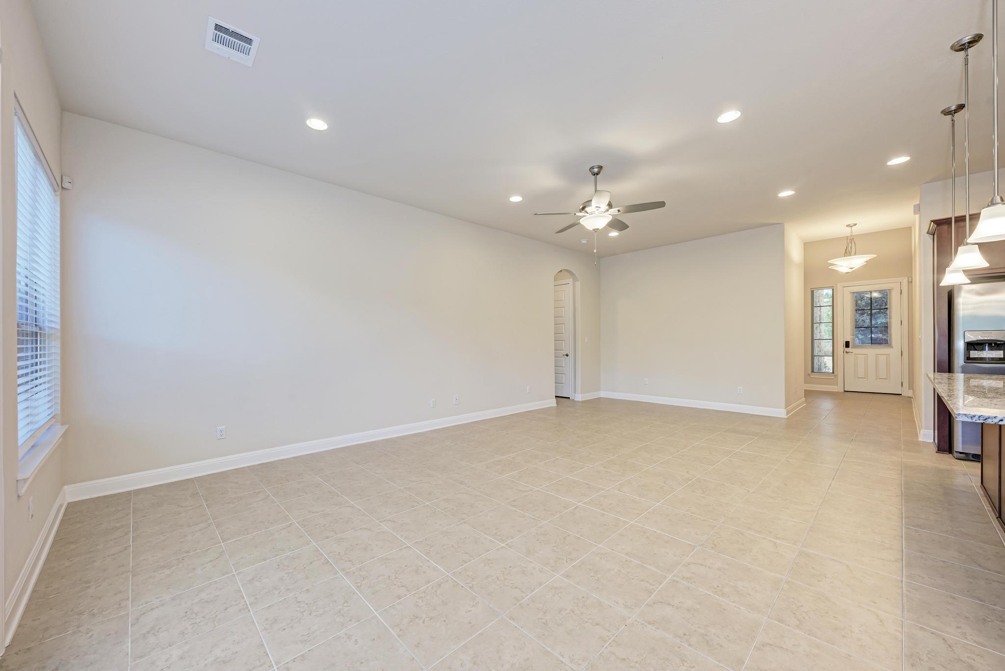3750 E Palm Valley Blvd #35 Property Photo 7
