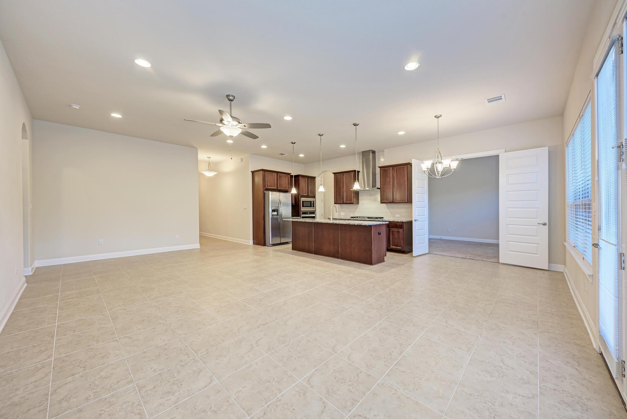 3750 E Palm Valley Blvd #35 Property Photo 8