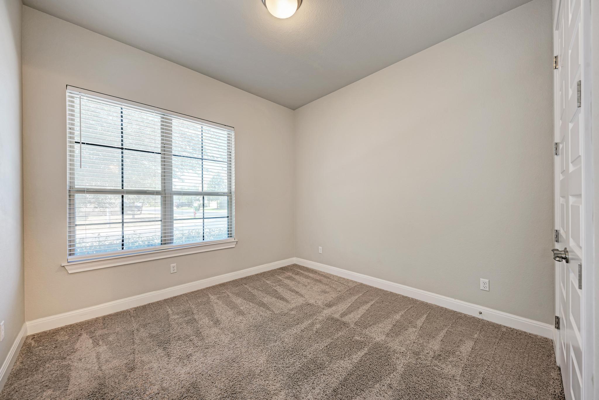 3750 E Palm Valley Blvd #35 Property Photo 27