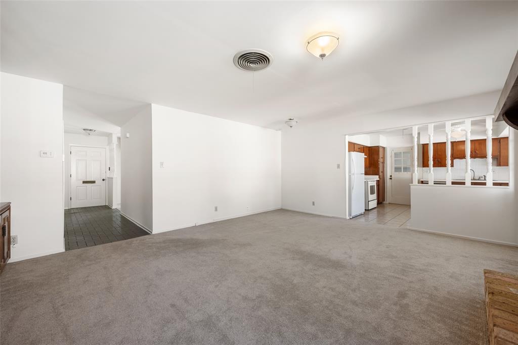 6706 Willamette Dr Property Photo 10