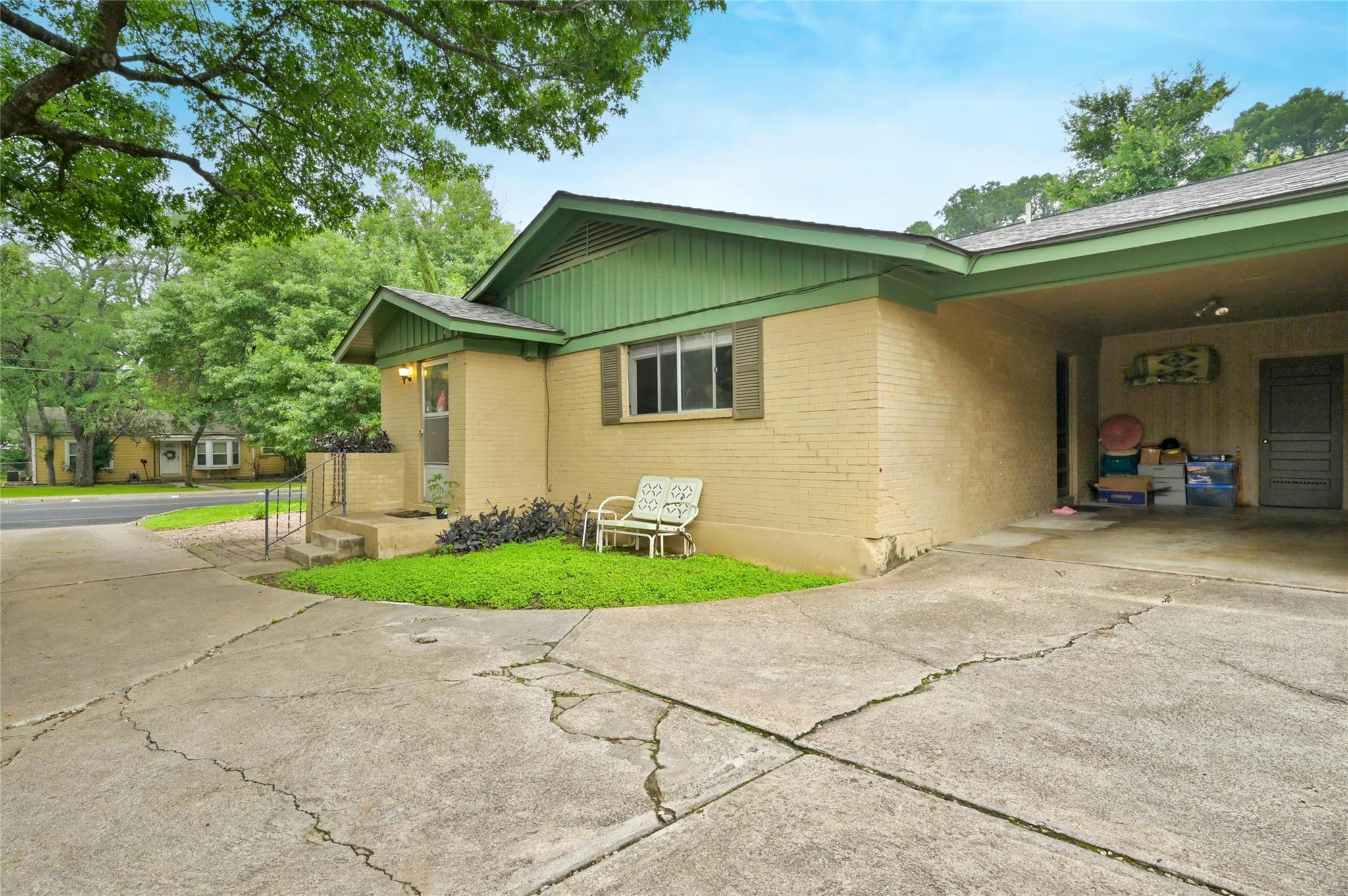 4603 Shoal Creek Blvd Property Photo 5