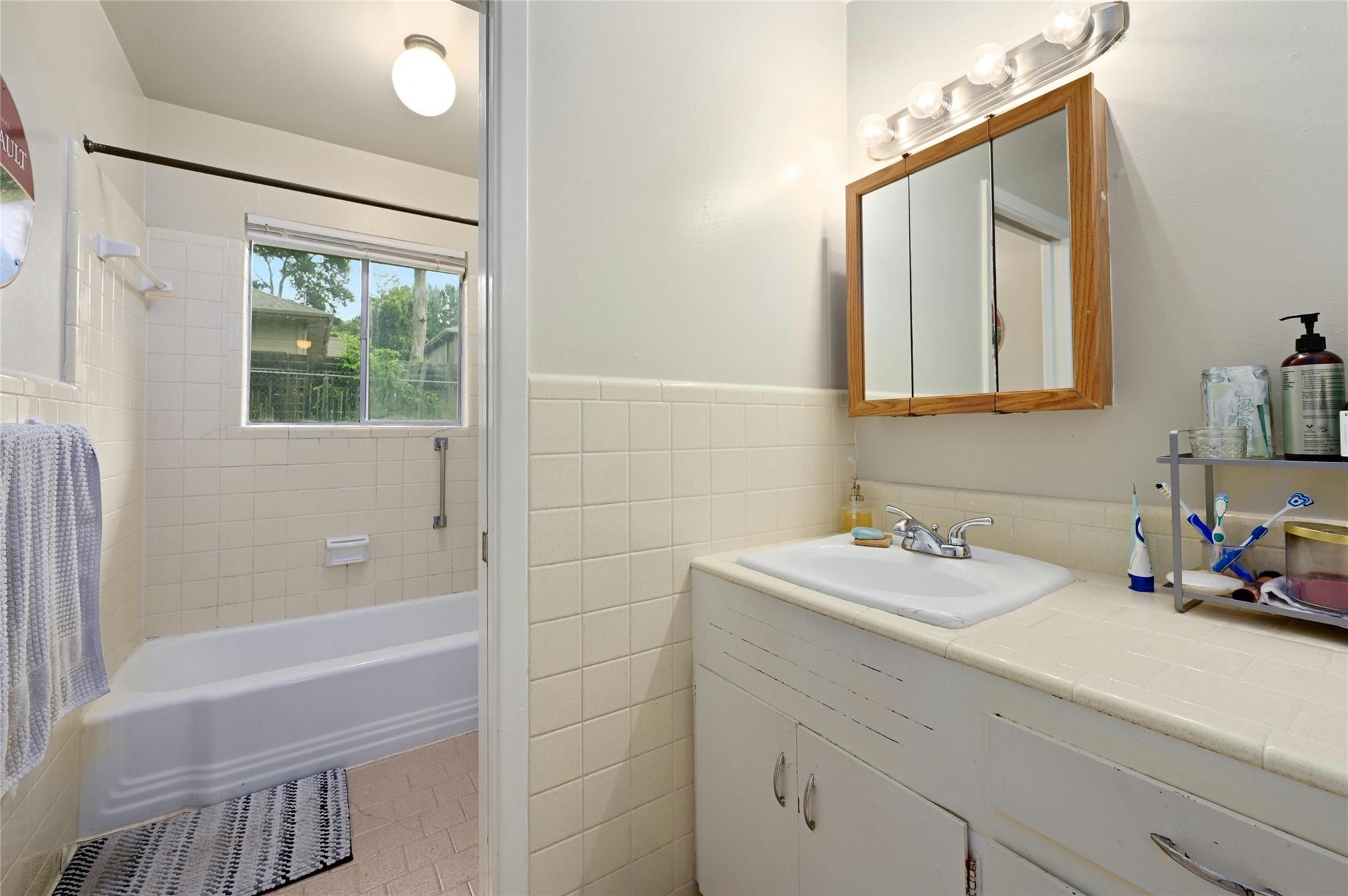 4603 Shoal Creek Blvd Property Photo 33