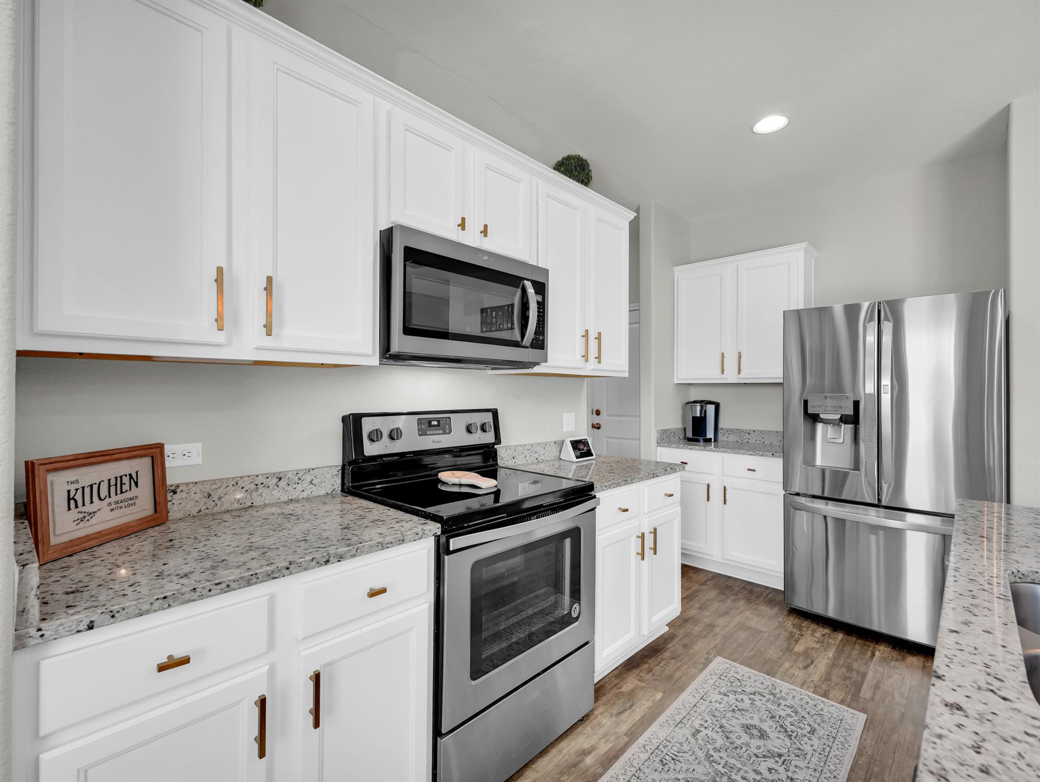 13817 Mark Christopher Way Property Photo 12