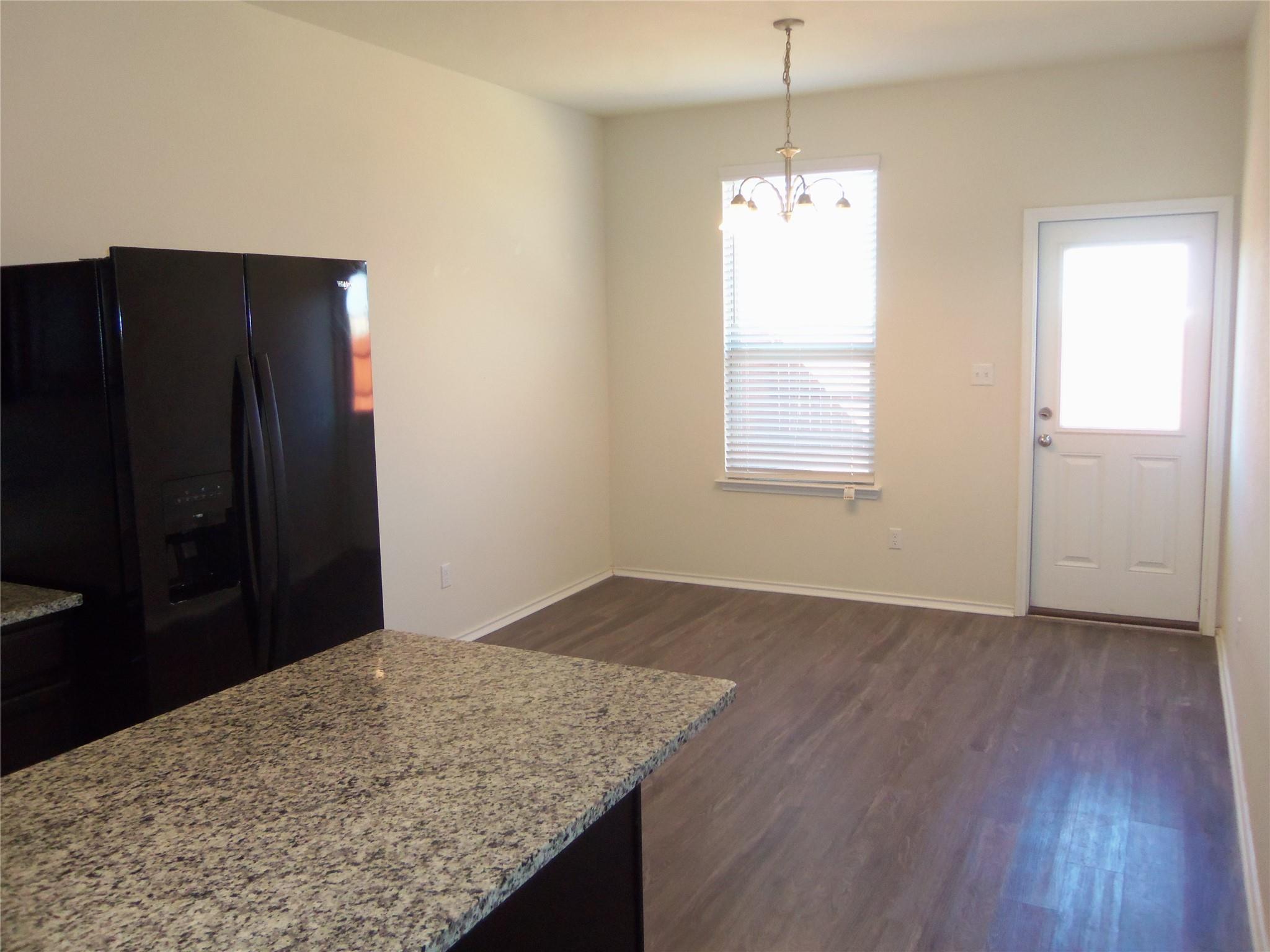 11616 Jackson Falls Way Property Photo 4