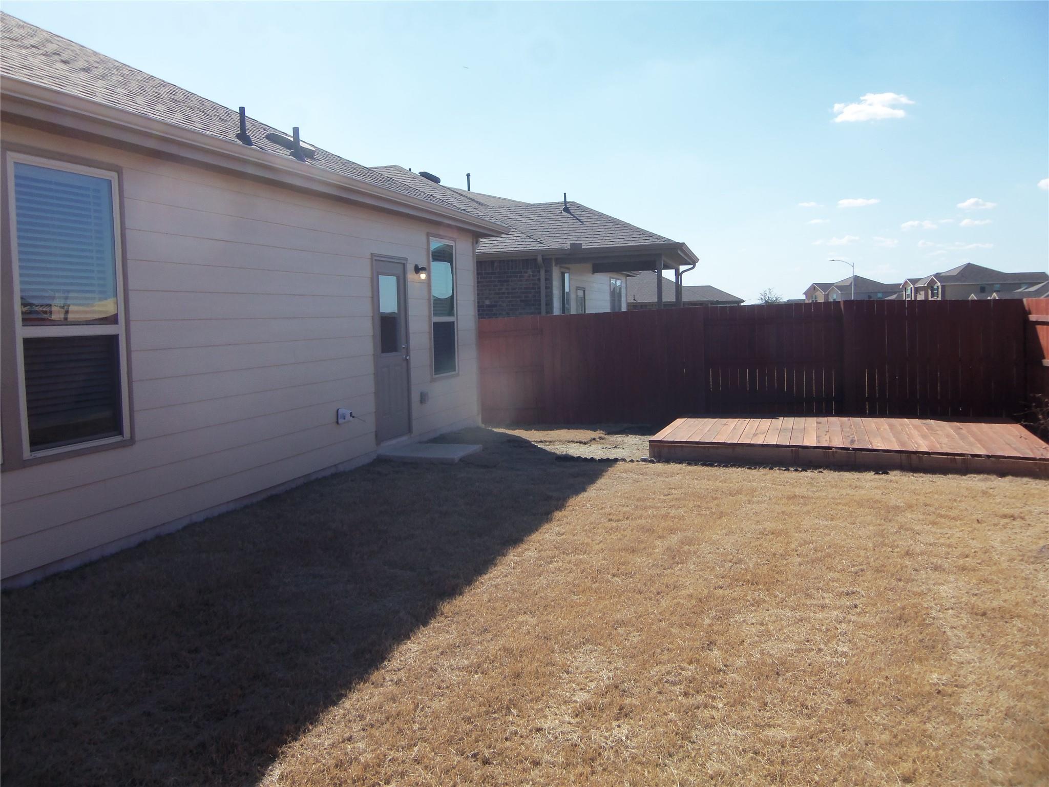 11616 Jackson Falls Way Property Photo 14