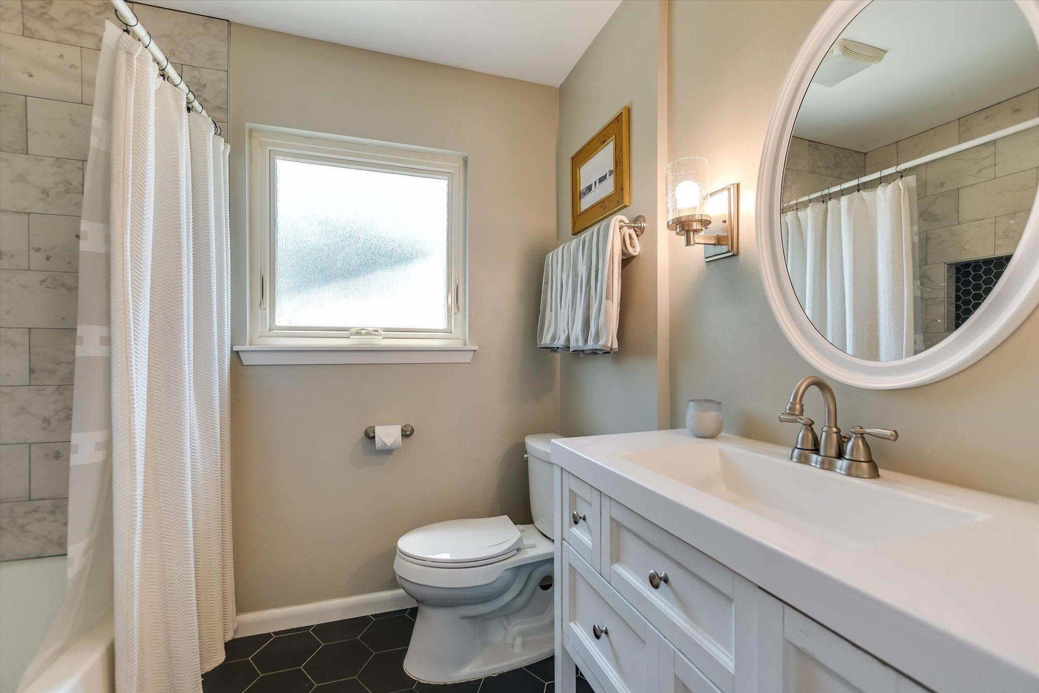 6920 Scenic Brook Dr Property Photo 17