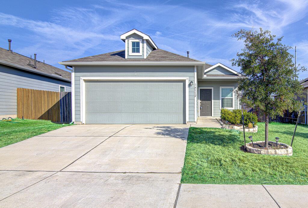 14112 Lyndora Ln Property Photo 2