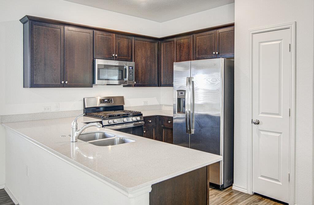 14112 Lyndora Ln Property Photo 7