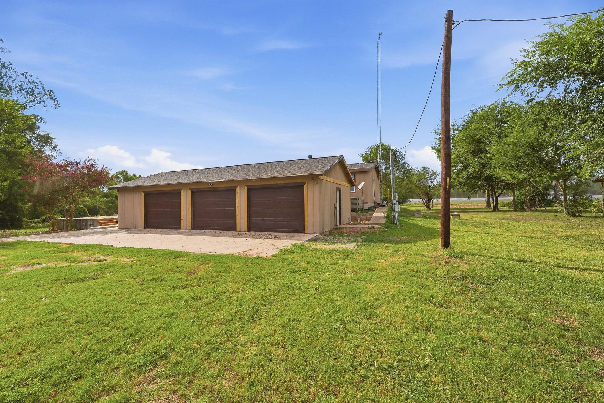 10100 Varisco Ln Property Photo 17