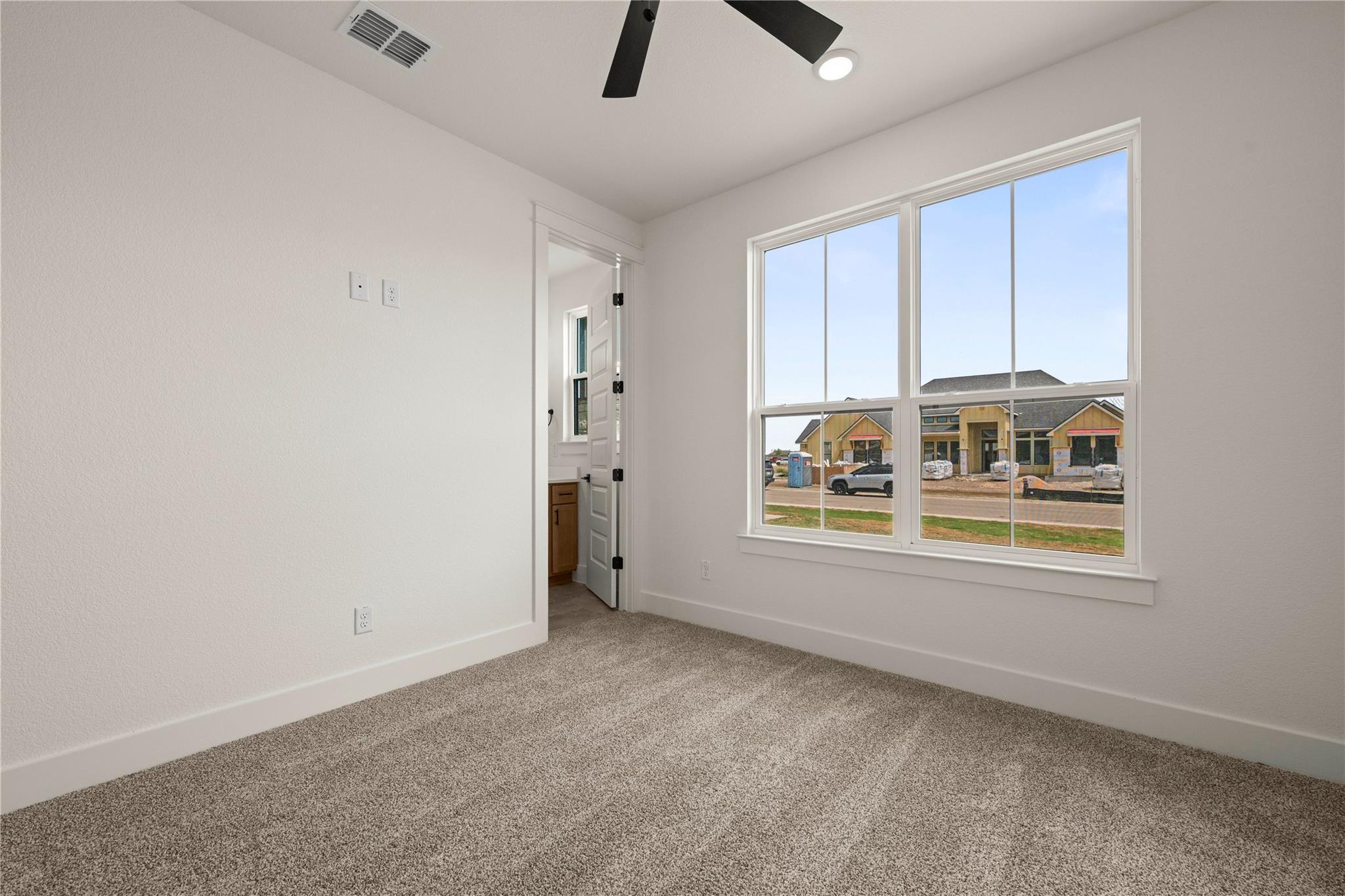 6775 Kings Mill Dr Property Photo 13