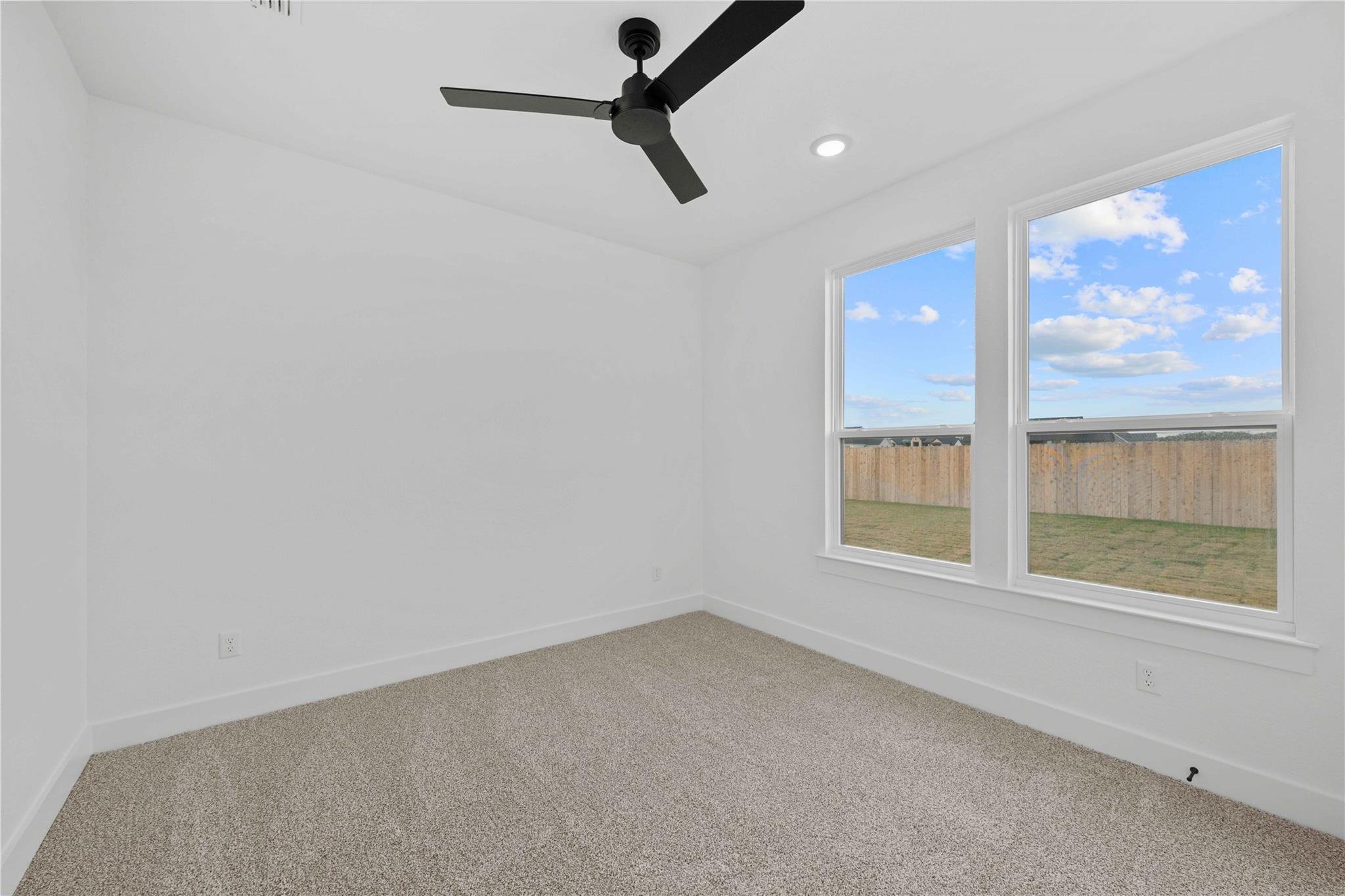 6775 Kings Mill Dr Property Photo 23